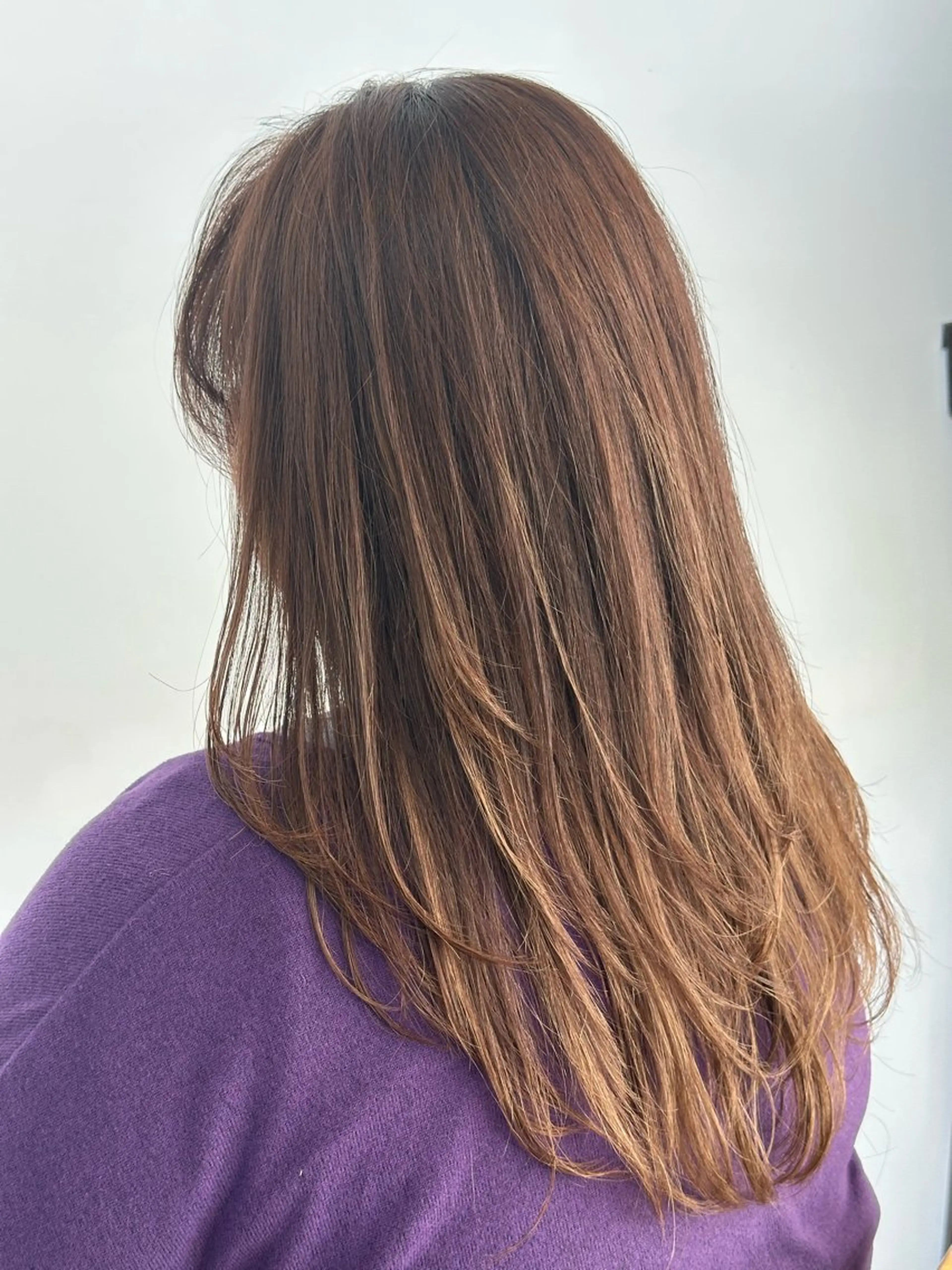 ロング レイヤーカット カット Reina 空き有のヘアスタイル