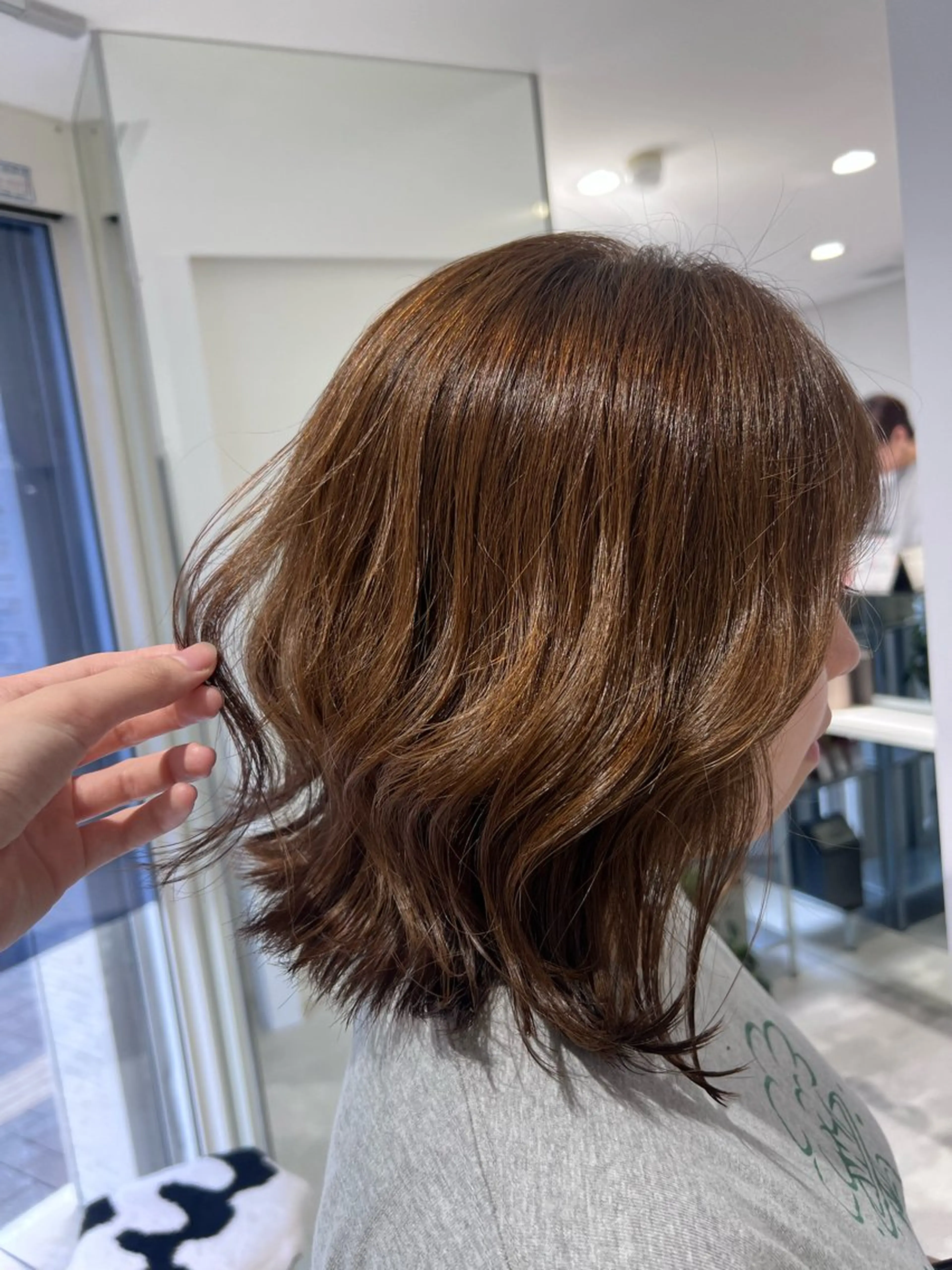 ミディアム カラー ヘアカラー トリートメント ヘッドスパ ヘアセット 🖤:抜け感×大人 透明感カラー/Aoiのヘアスタイル