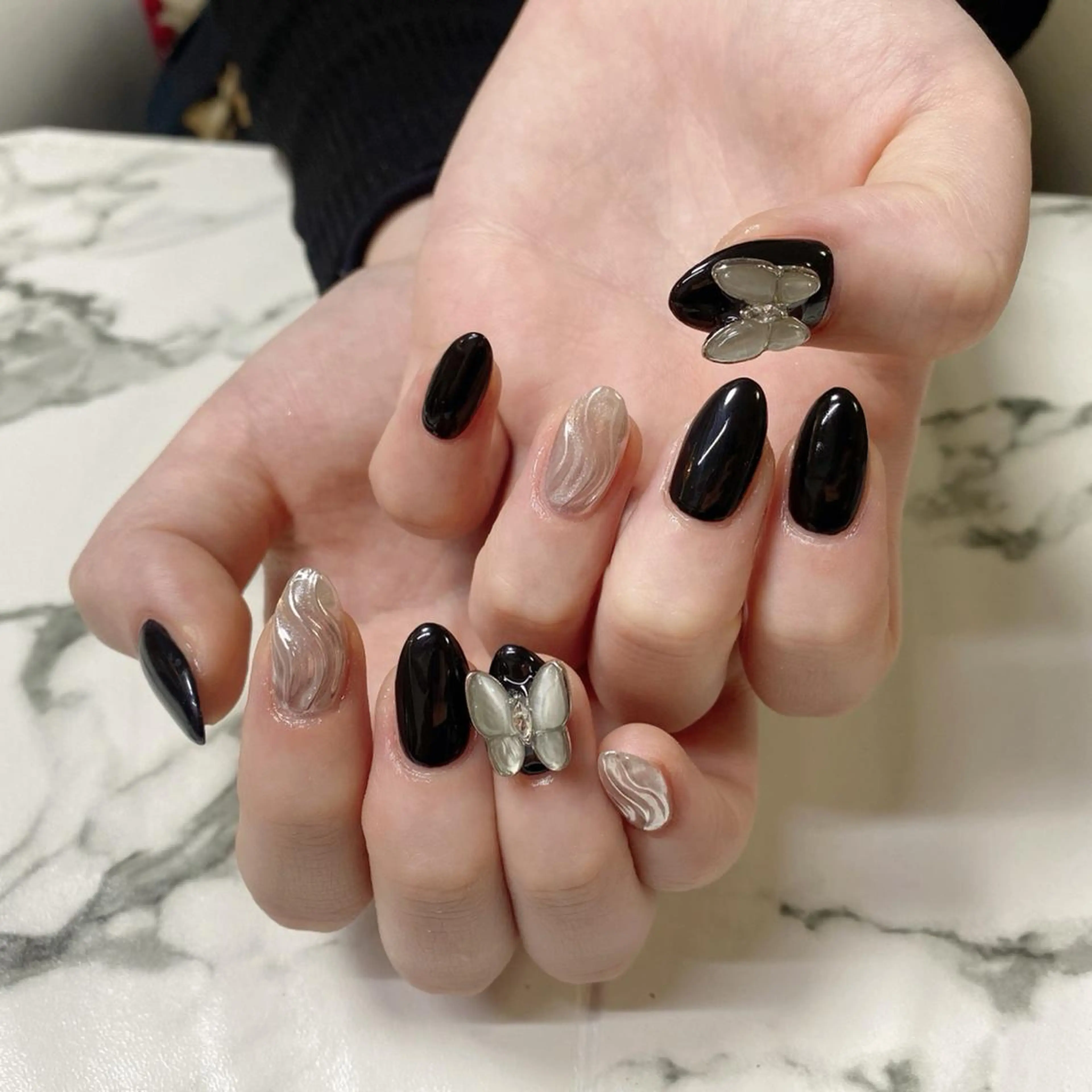 ロング カラー ネイル Q Free nailsのネイルデザイン