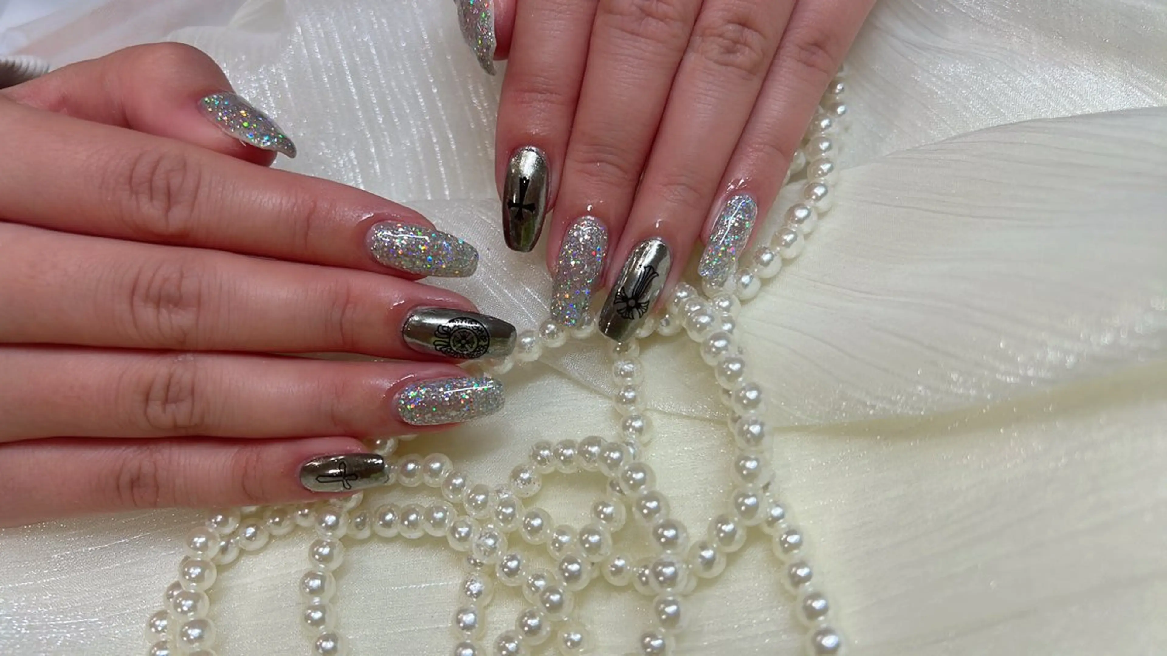 ネイル ミラーネイル ハンドネイル 《LB》ラブリエ Nail&eyeのマツエク・マツパデザイン