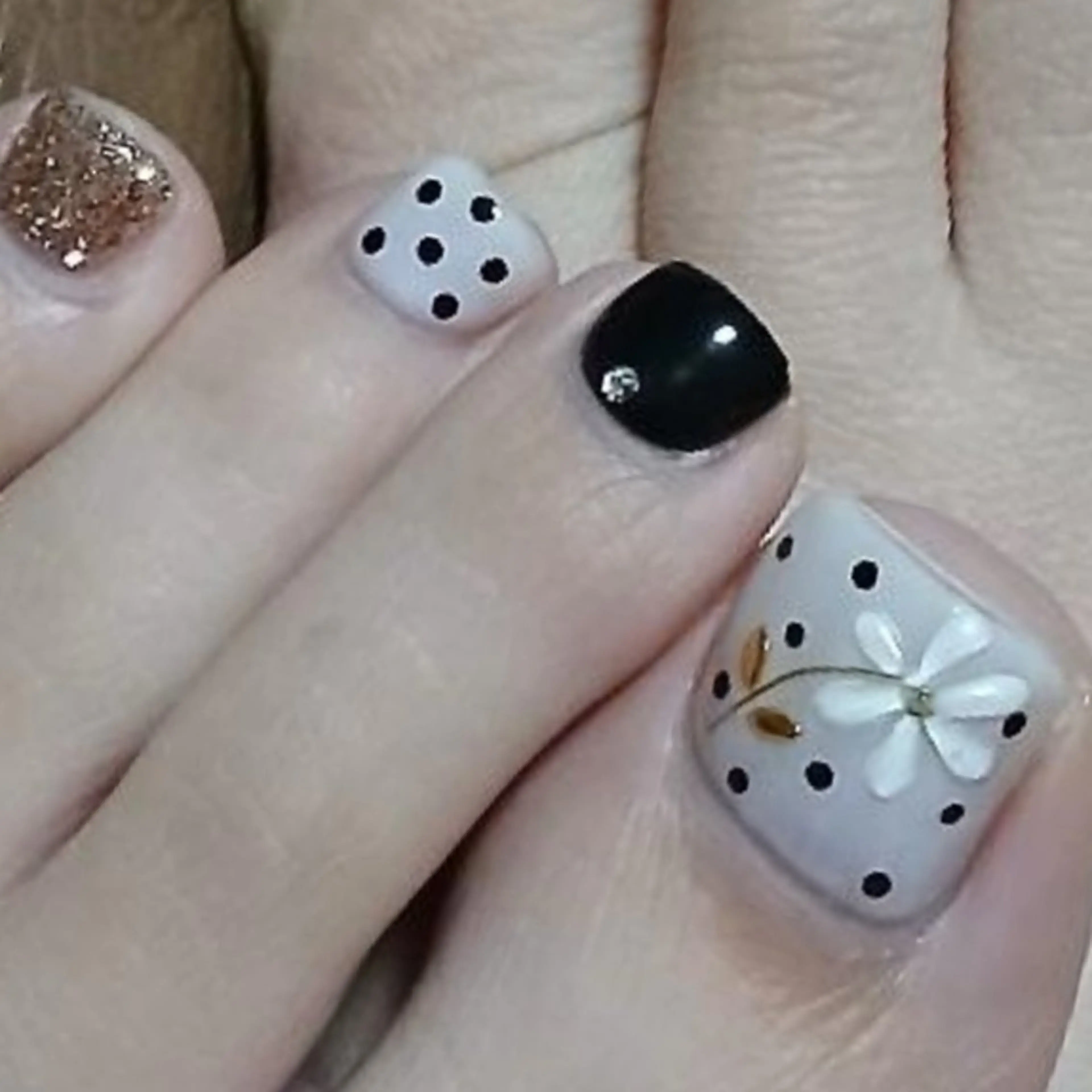 ネイル フットネイル ネイルサロンほっこり kanaのネイルデザイン