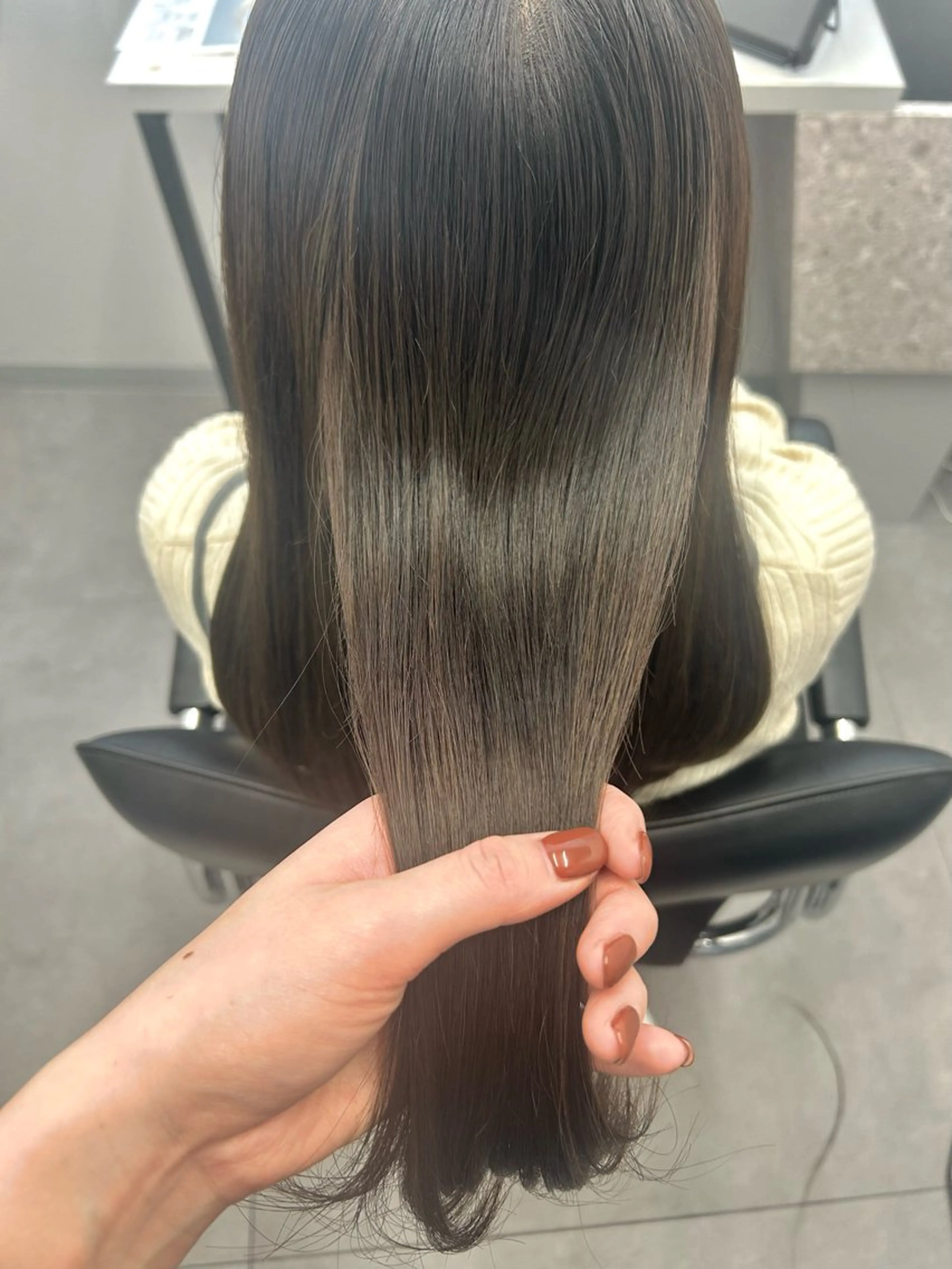 ロング カラー ブラウンカラー 透明感カラー くすみブラウン 髪質改善 ヘアカラー トリートメント 🌷MIREA🌷 LUANA 難波店のヘアスタイル