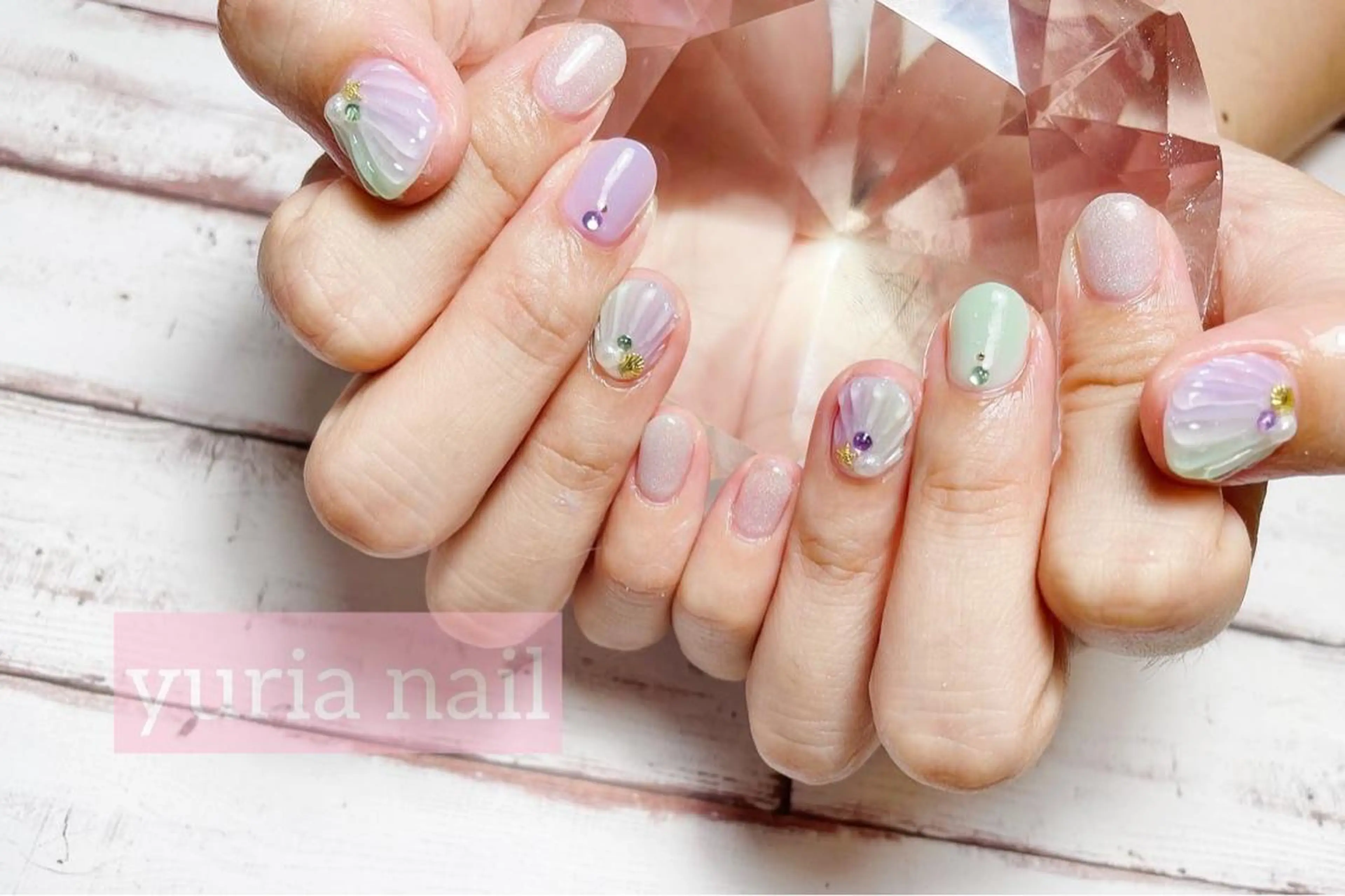 ネイル ジェルネイル グラデーション グリーン パープル 小林 ゆりあのネイルデザイン