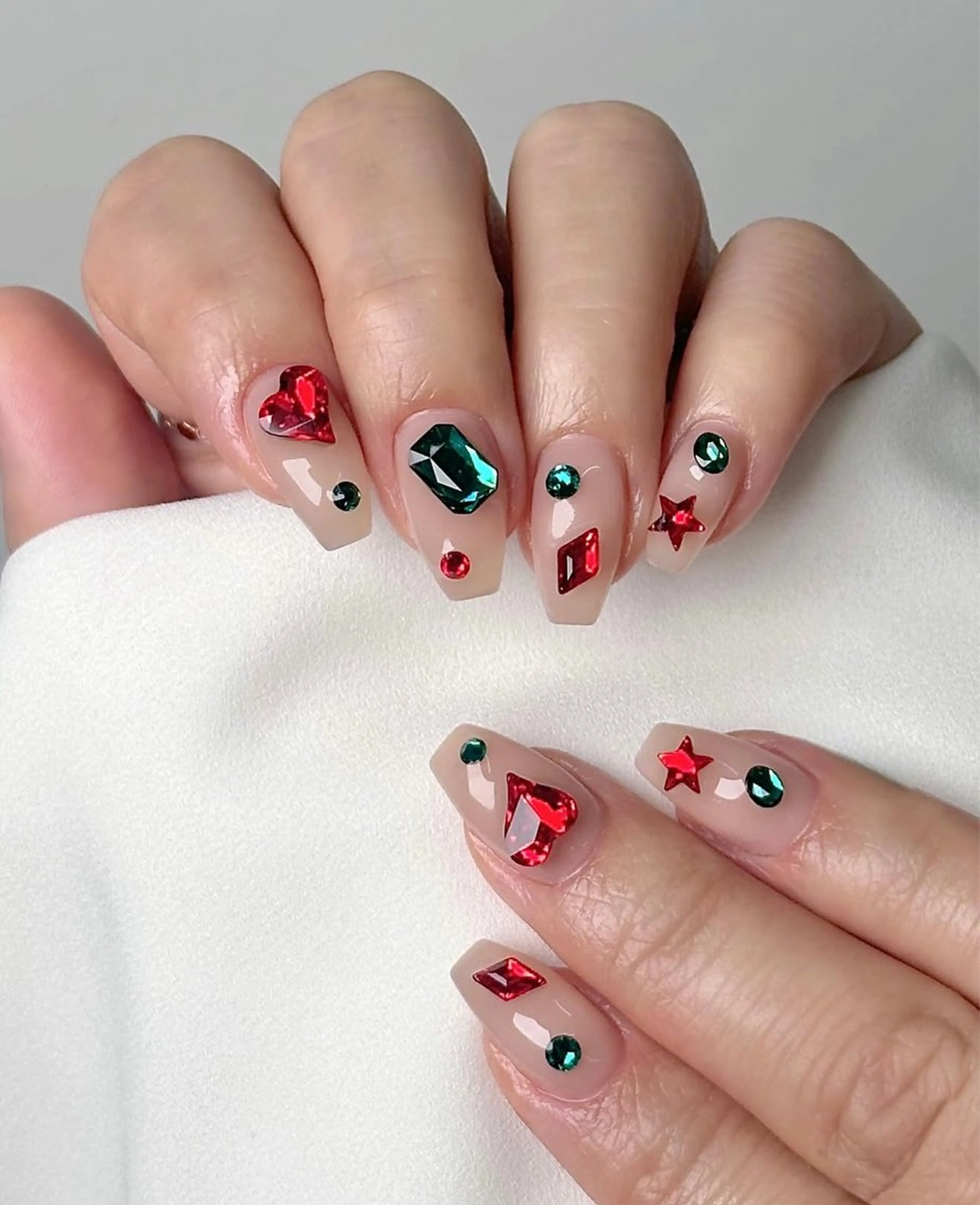 ネイル キラキラネイル マグネットネイル ミラーネイル ニュアンスネイル 春ネイル ハンドネイル Lina nail所属・Lunaa 池袋のネイルデザイン