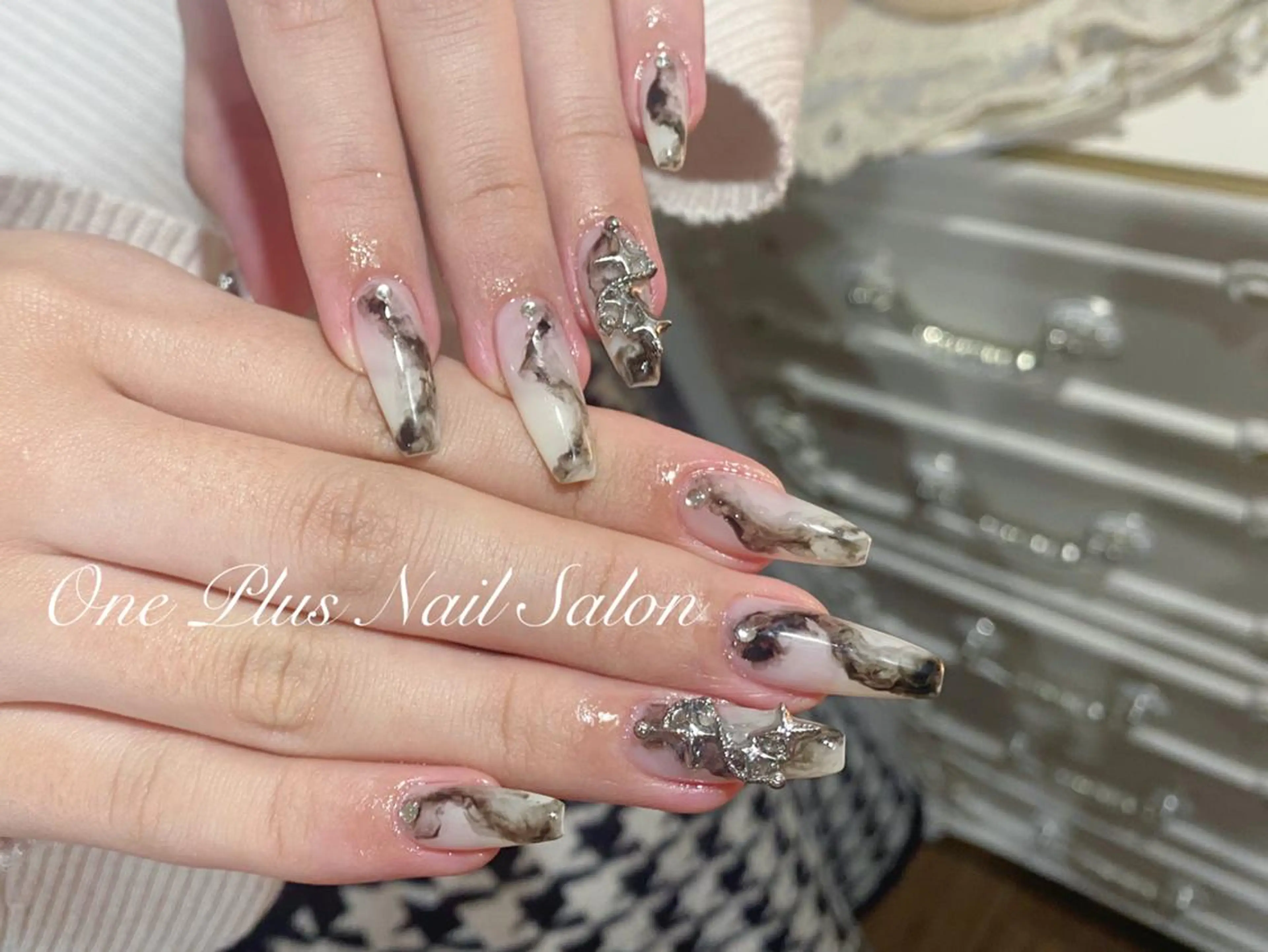 ネイル ハンドネイル One plus あやのネイルデザイン