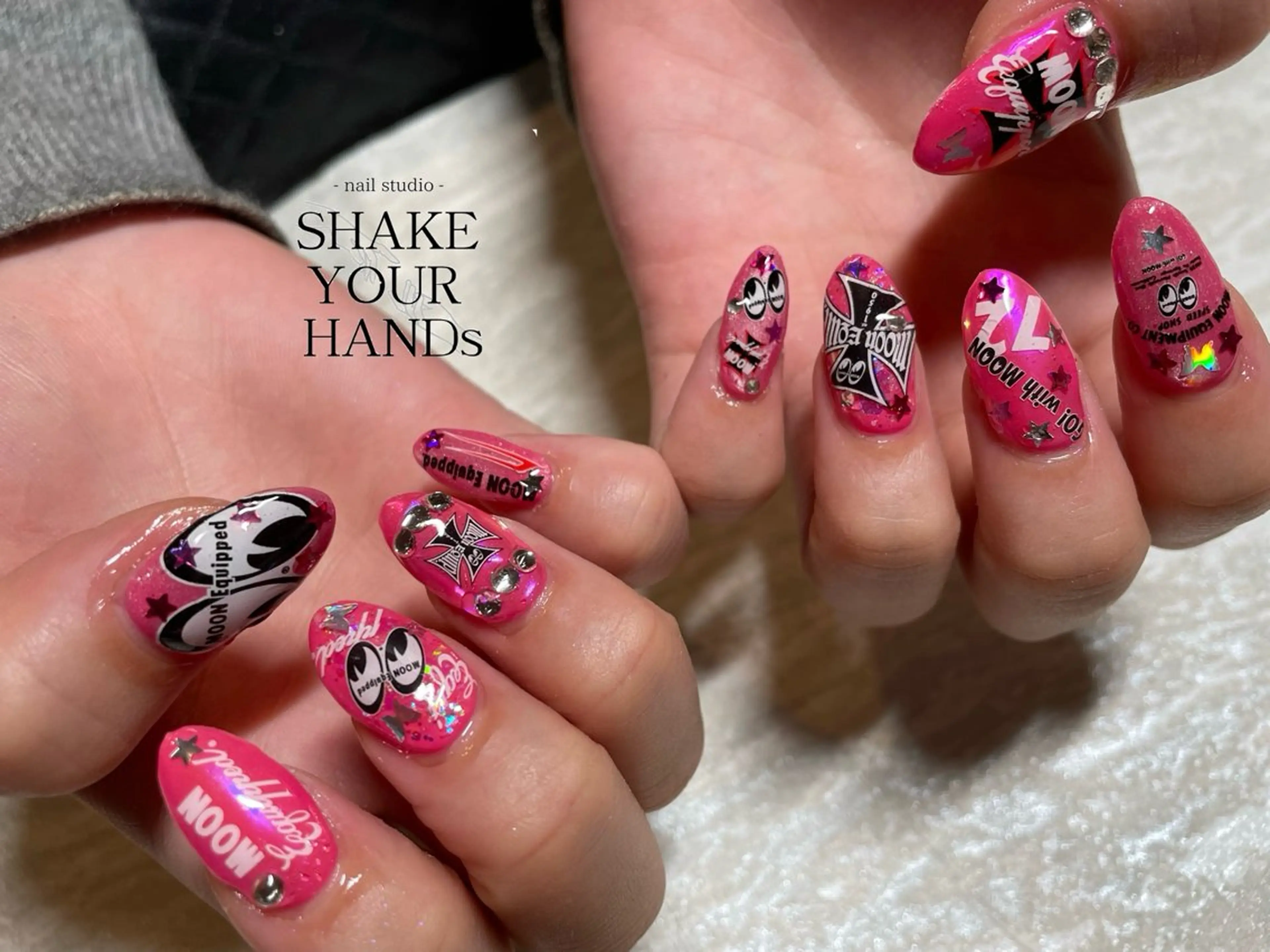ネイル ハンドネイル ネイルスタジオ シェイクユアハンズのネイルデザイン