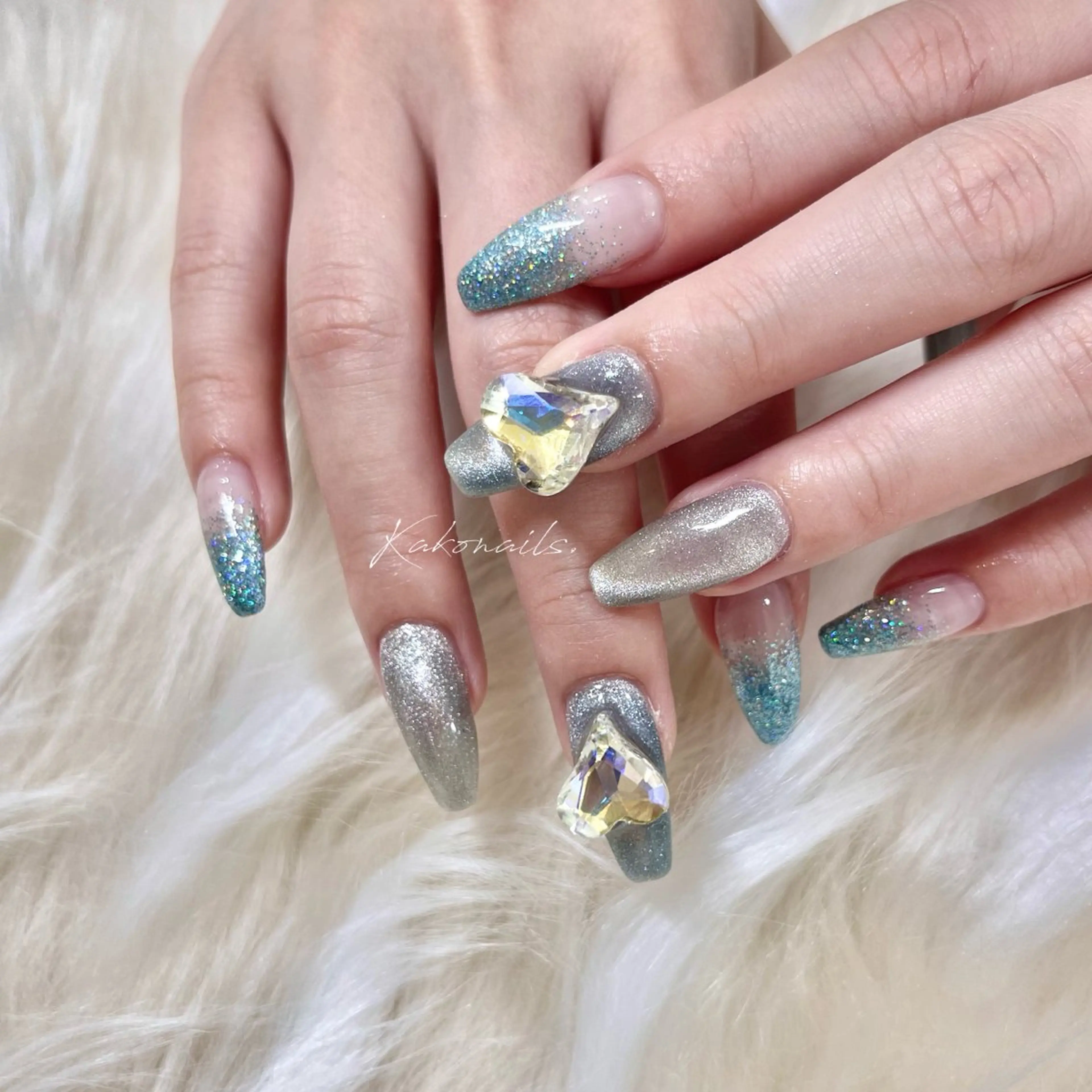 ネイル ハンドネイル フットネイル KAKO momo京橋のネイルデザイン