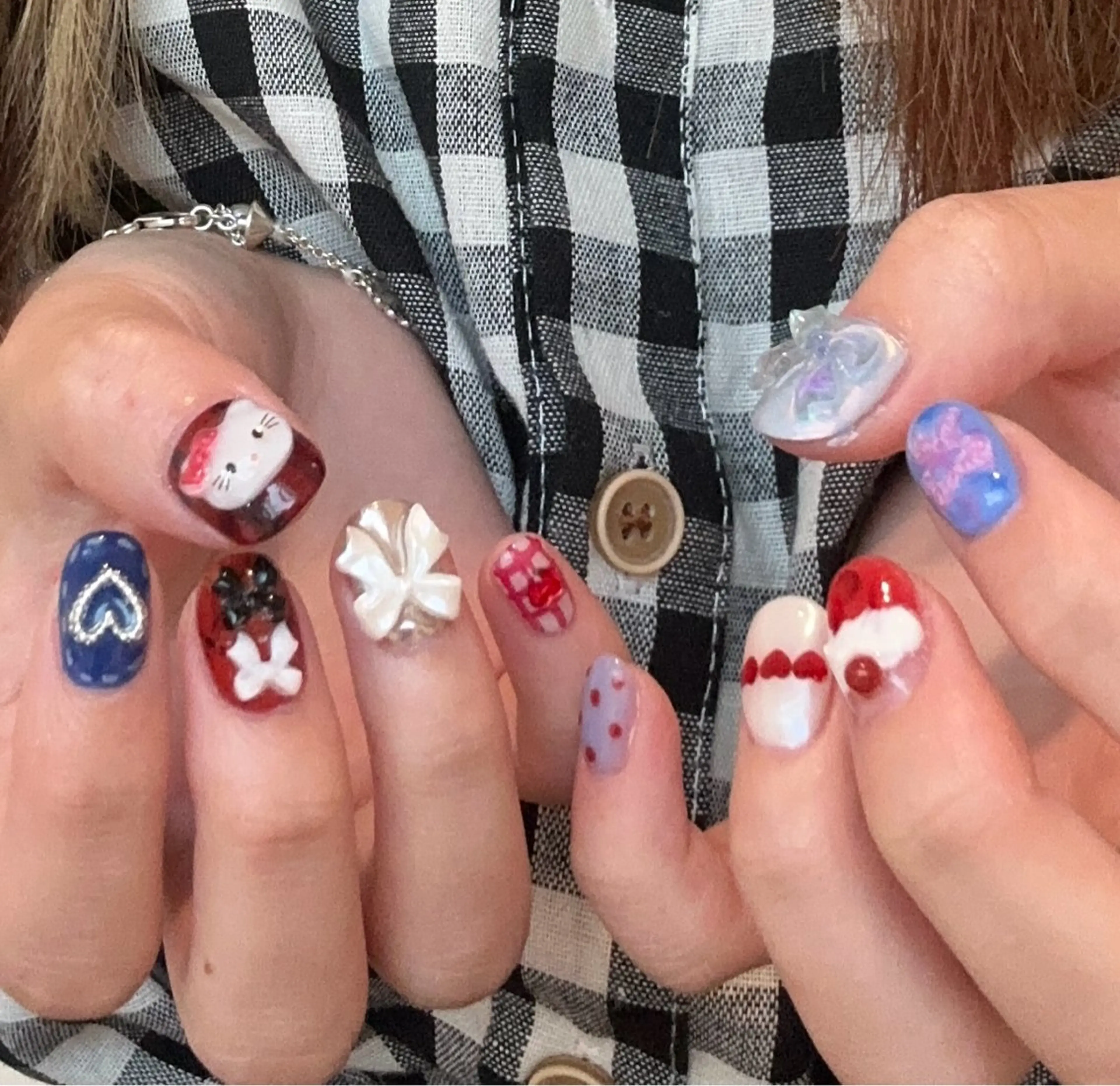 ネイル 🎀 Hiyubi._.nail 🫧所属・🎀フェイ フェイ🫧💗のネイルデザイン