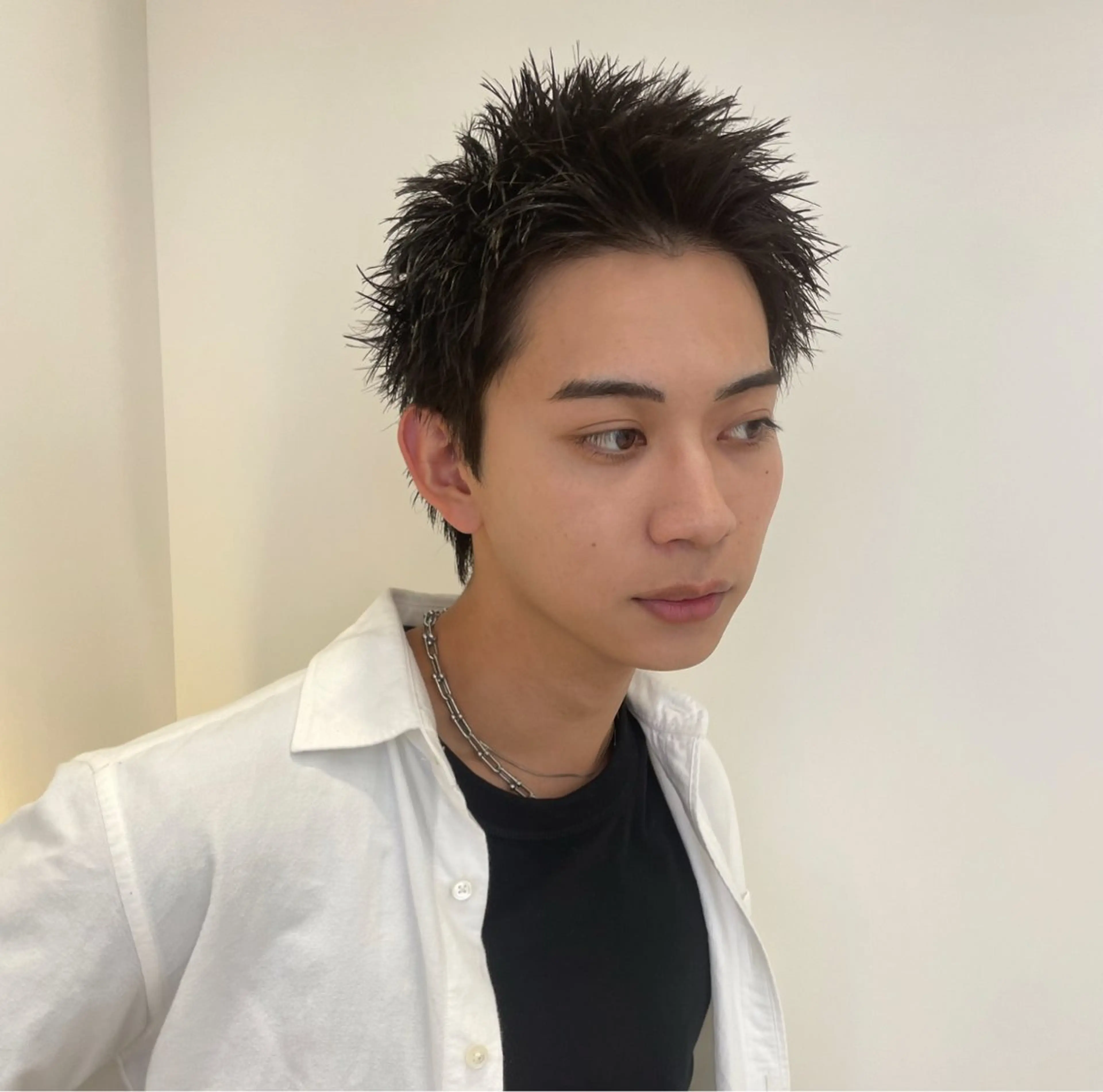 メンズ スパイキーショート カット hana ・メンズ特化のヘアスタイル