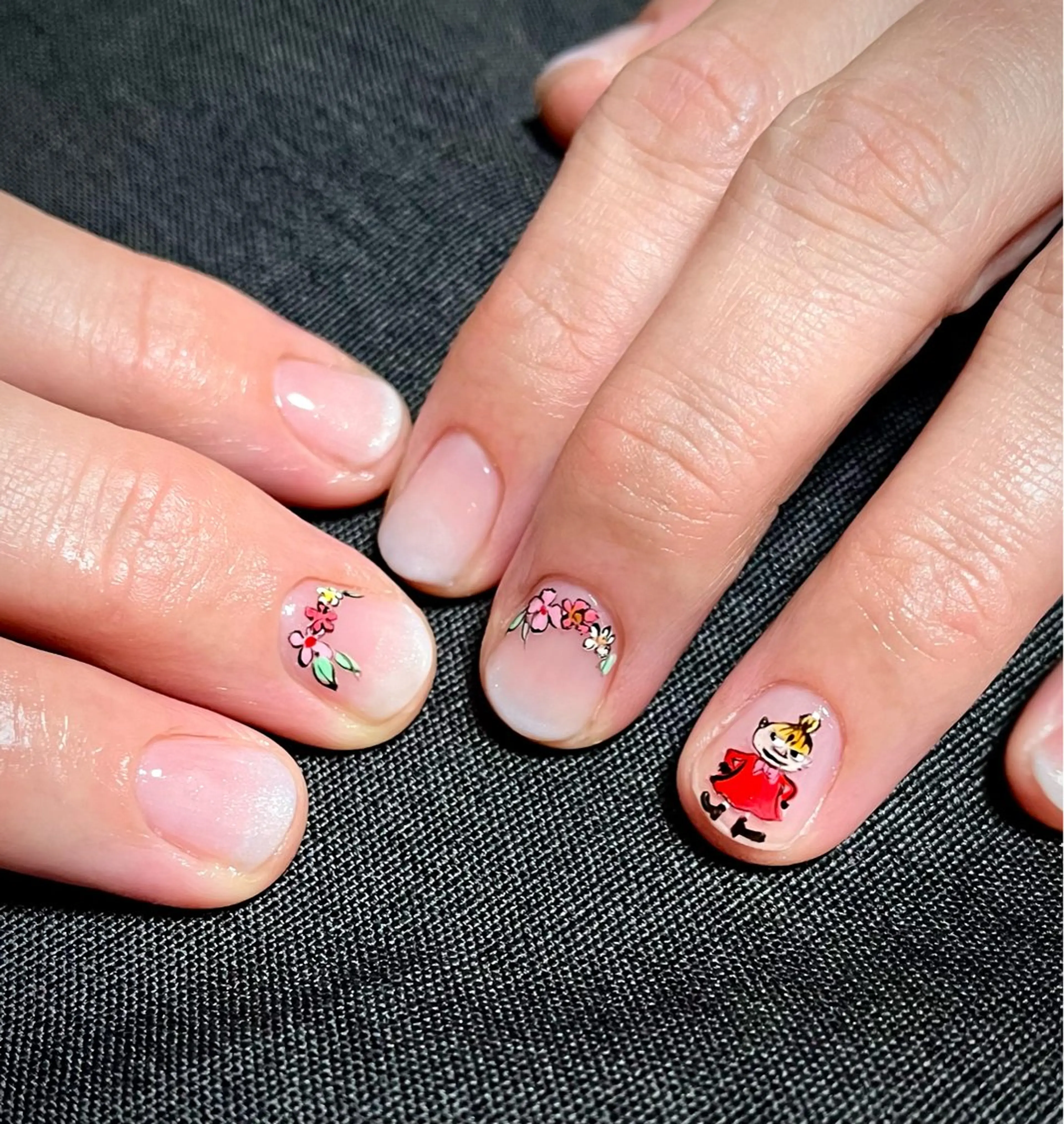 ネイル ネイルハウス✴︎ふたご座所属・ネイルハウスふたご座 Natsumiのネイルデザイン