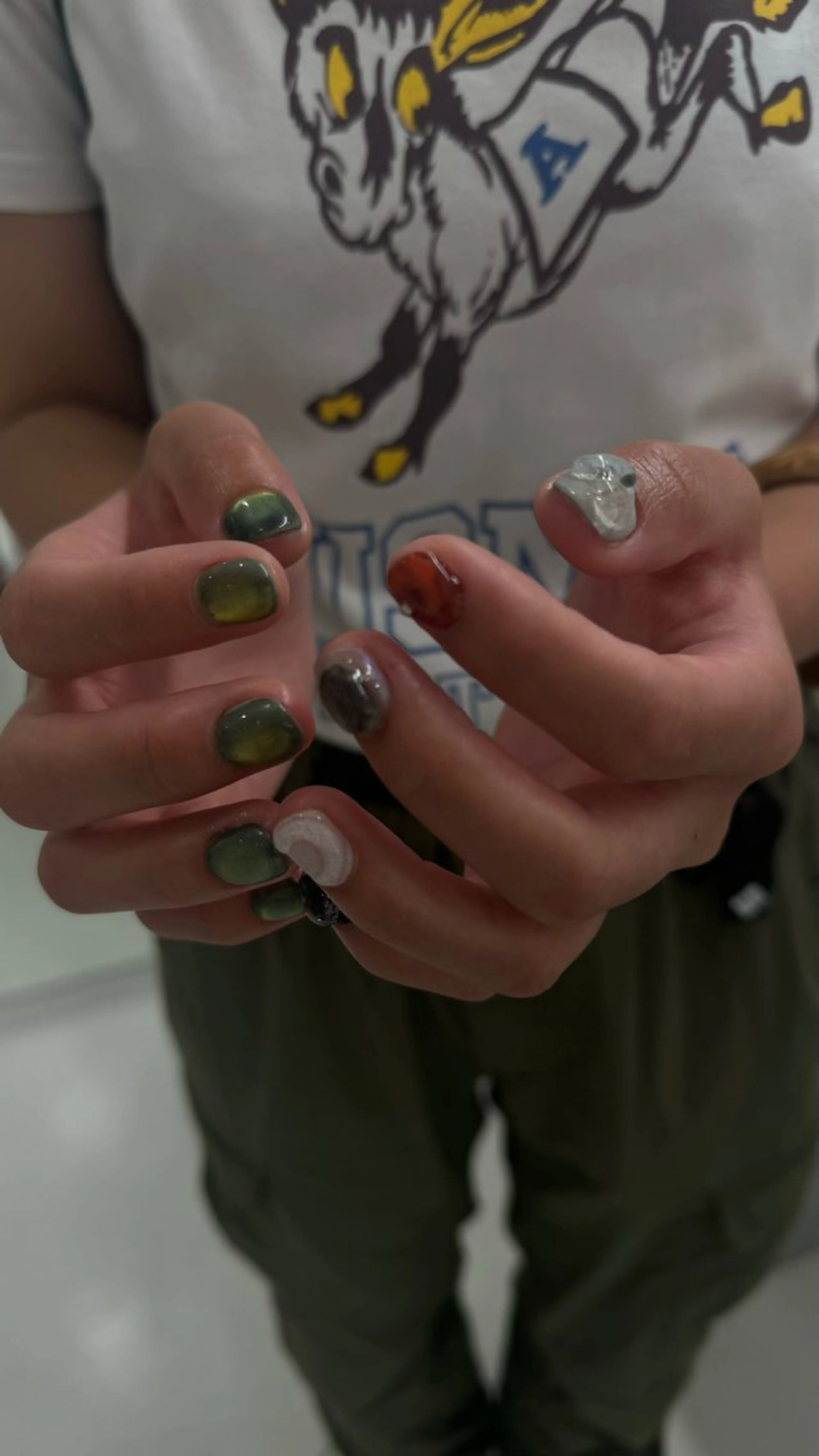 ネイル ラメ(グリッター) マグネットネイル ミラーネイル ワンカラーネイル 田立 花梨のネイルデザイン