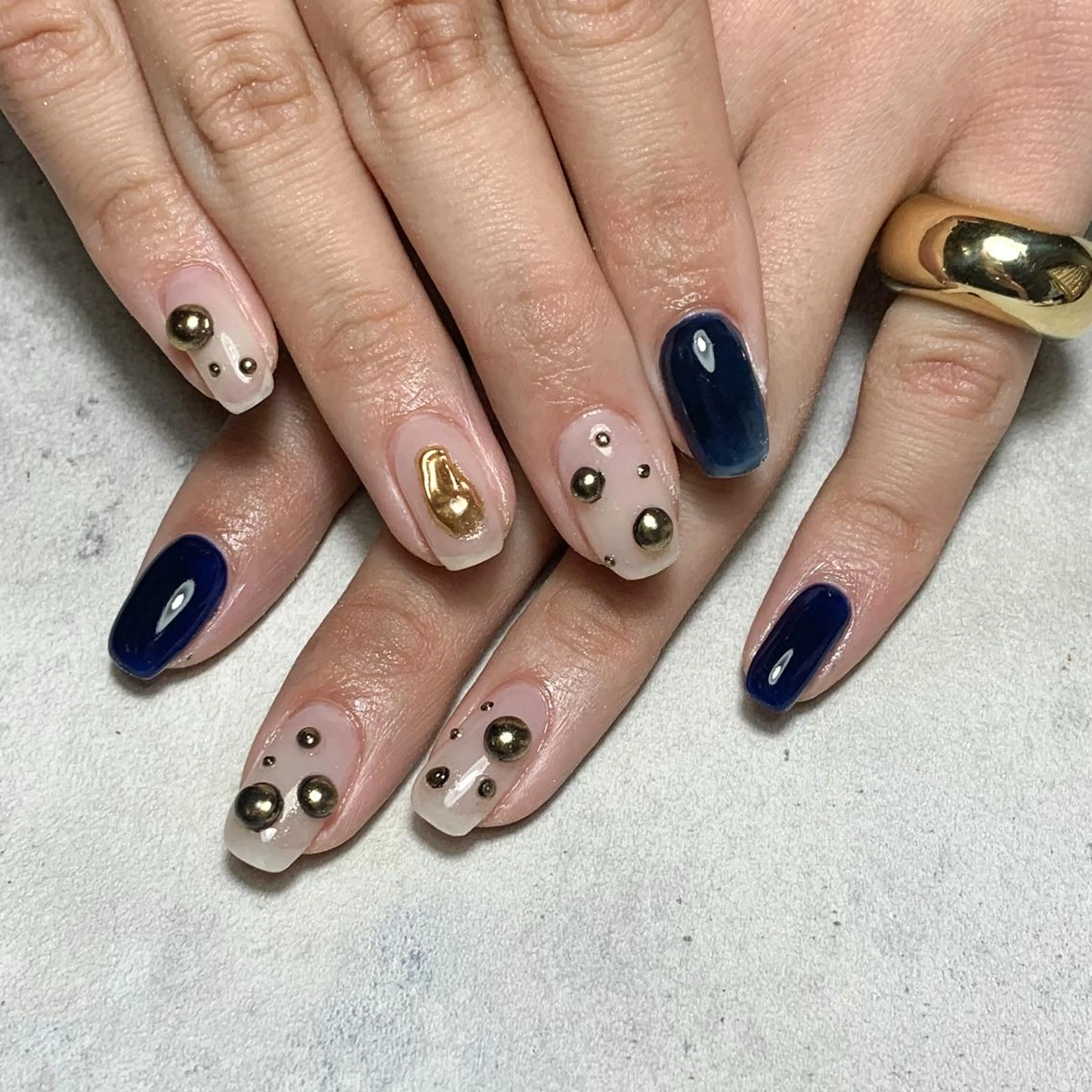 ネイル atelier FIORITURA所属・FIORITURA aiのネイルデザイン