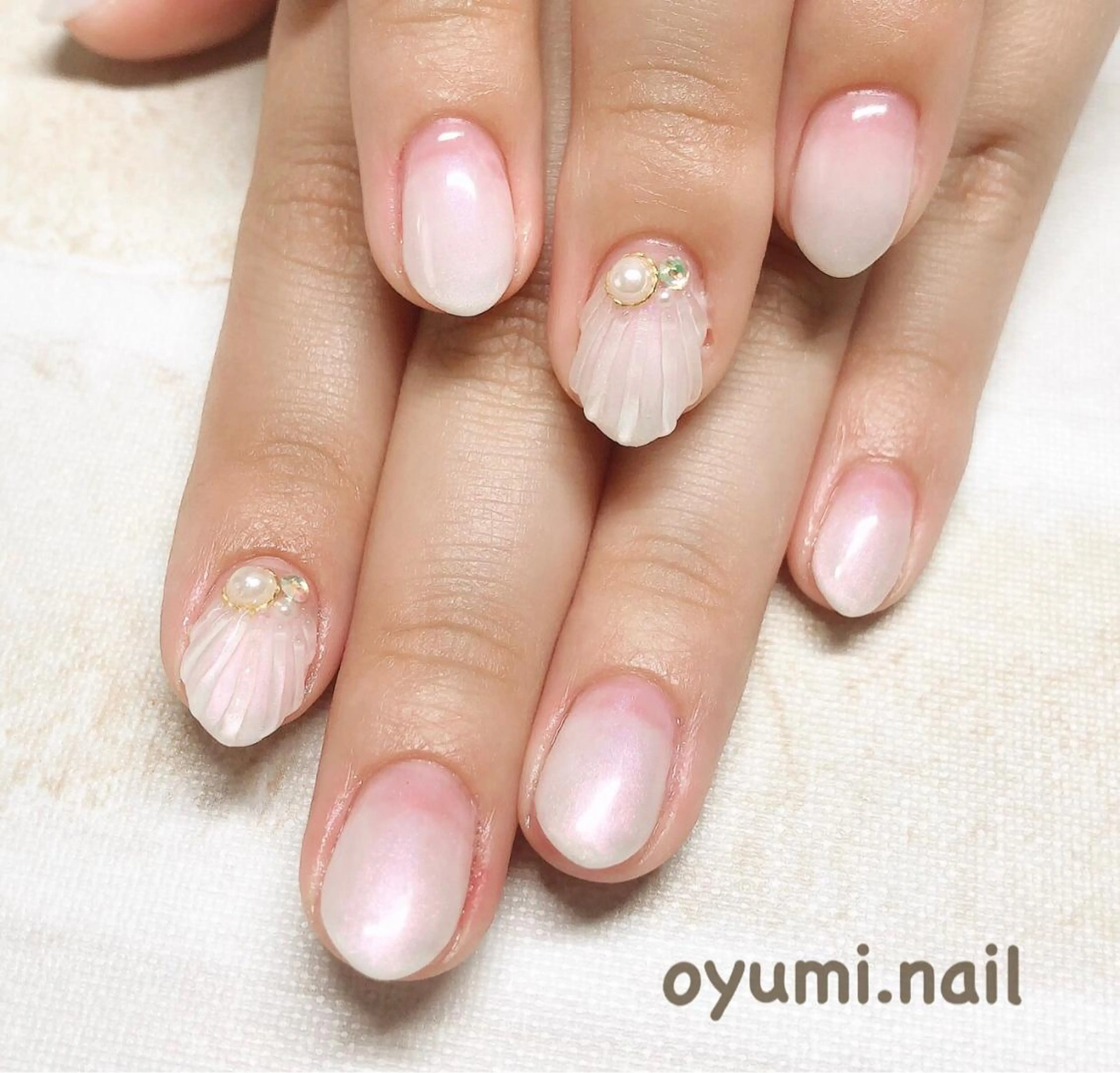 ネイル アートネイル ハンドネイル takanashi yumiのネイルデザイン