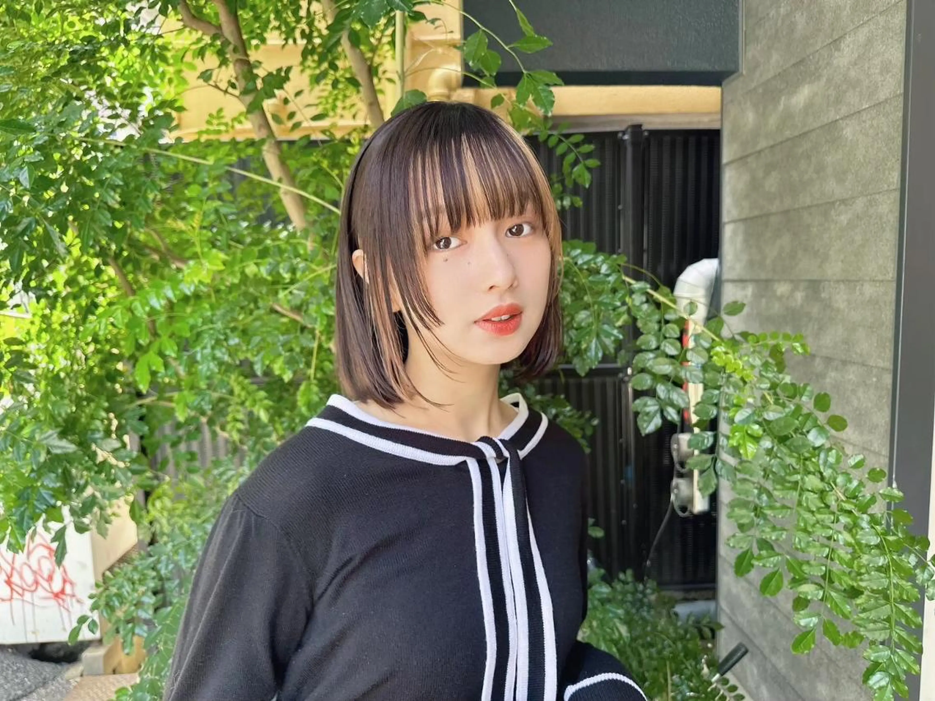 【自分だけの素敵なNEWデザインを】カット＋   選べるブリーチ＋Aujuaの写真