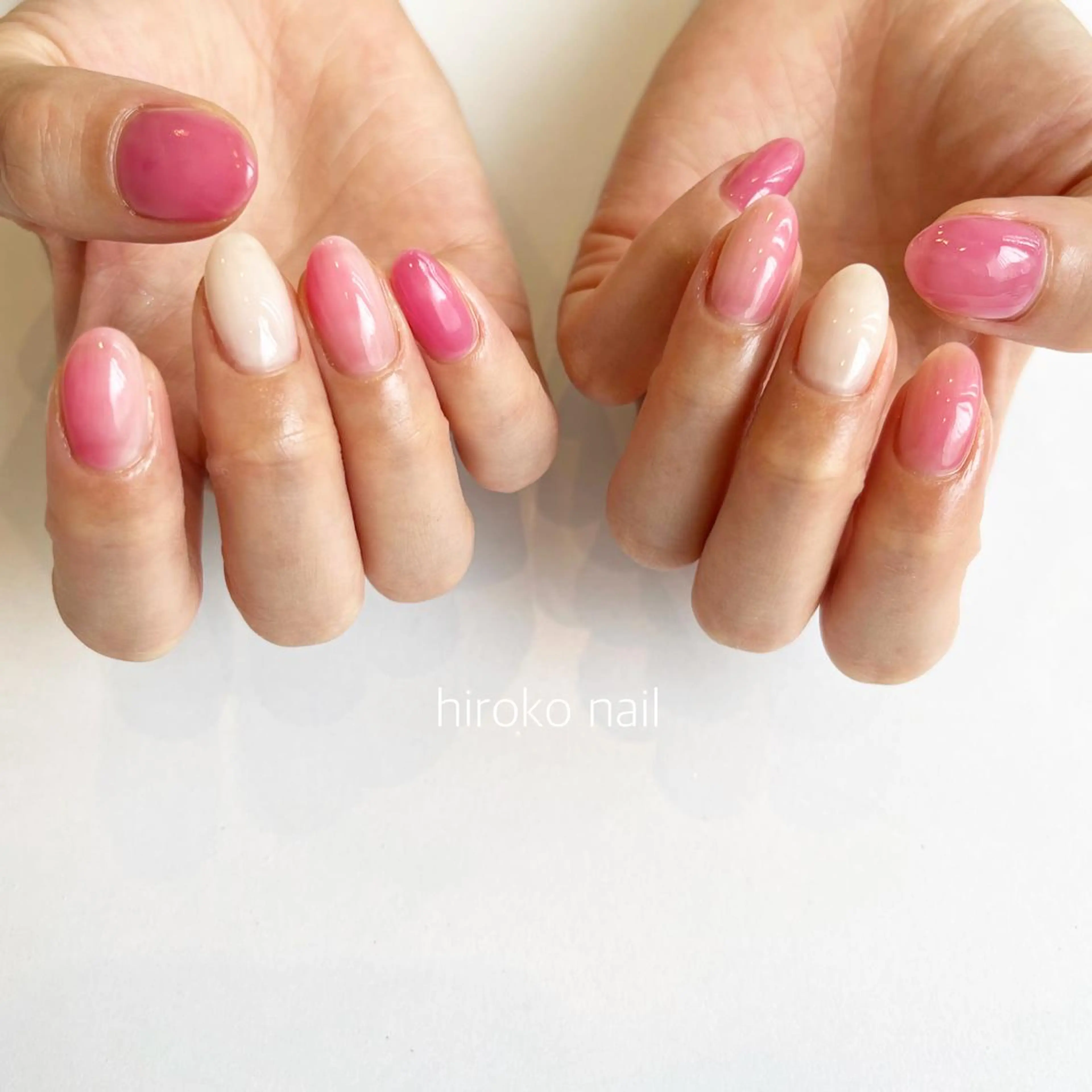 ミディアム ネイル ハンドネイル hiroko nailのネイルデザイン