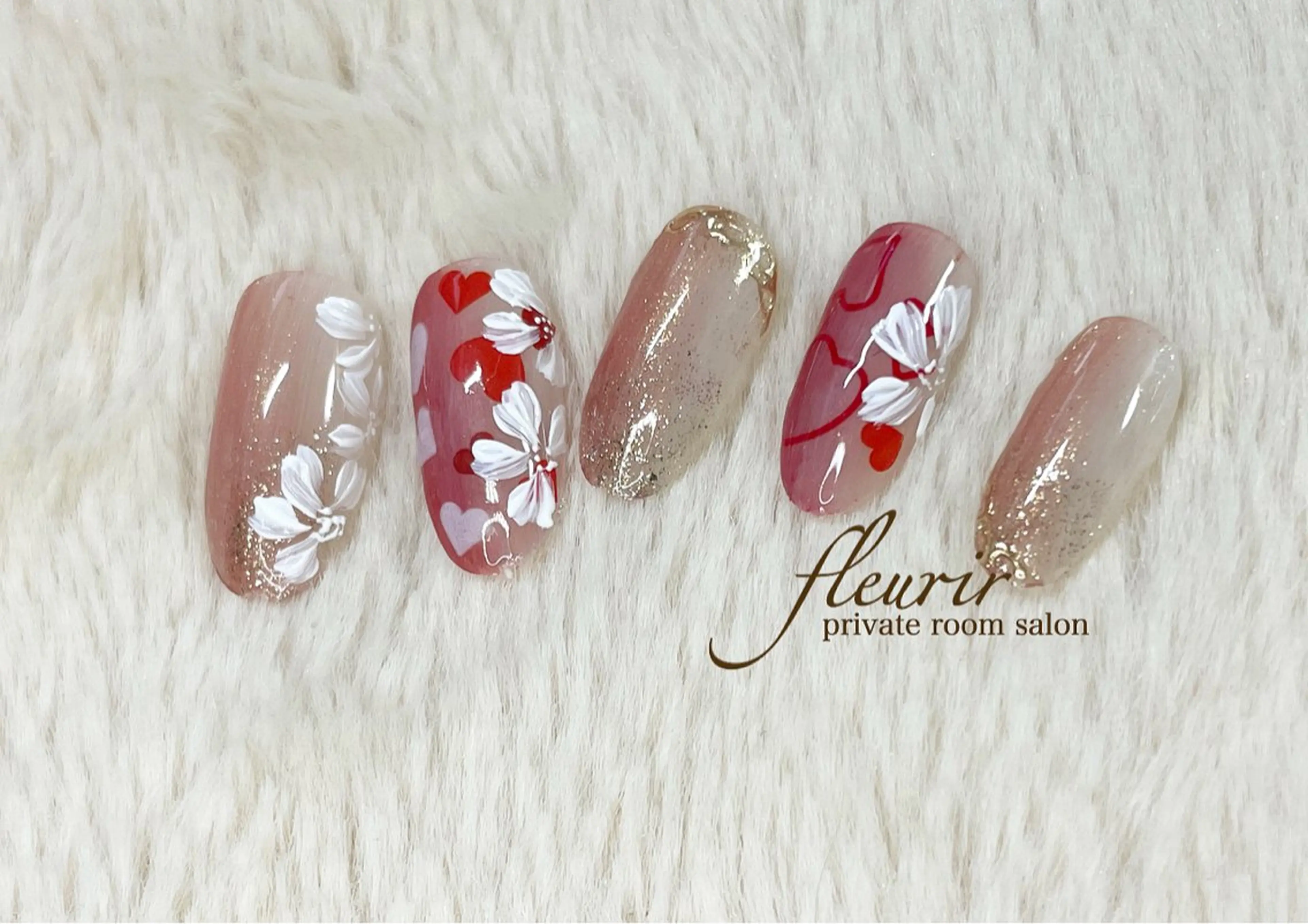 ネイル アートネイル フラワーネイル ゴールド ラメ(グリッター) ミラーネイル フルリール 【プライベートサロンのネイルデザイン