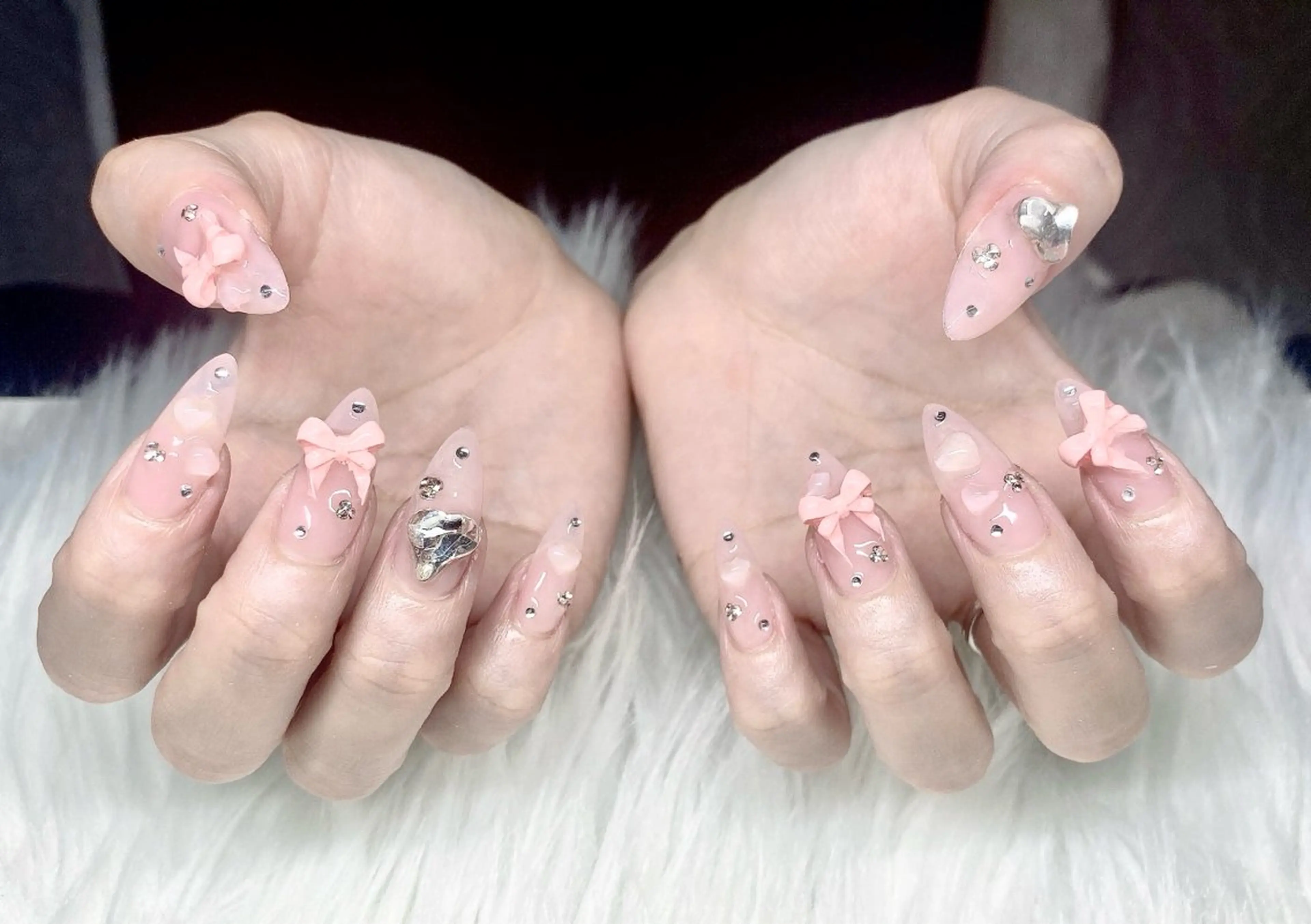 ネイル ハンドネイル ハンドケア Hi Beauty 渋谷(ネイル、ハイパーナイフ6、脂肪れいきゃく、マッサージ&エステサロン)所属・Hi beauty 渋谷のネイルデザイン