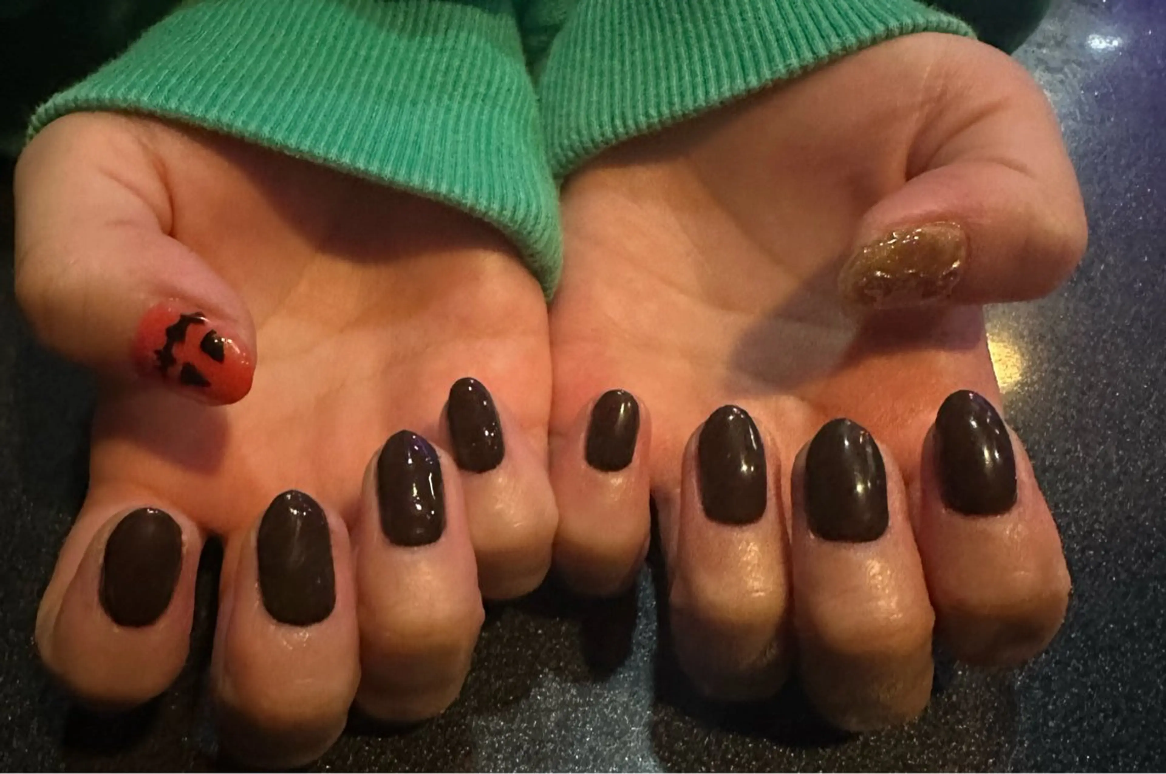 ネイル e.nail所属・🍎吉田 恵里🍎のネイルデザイン