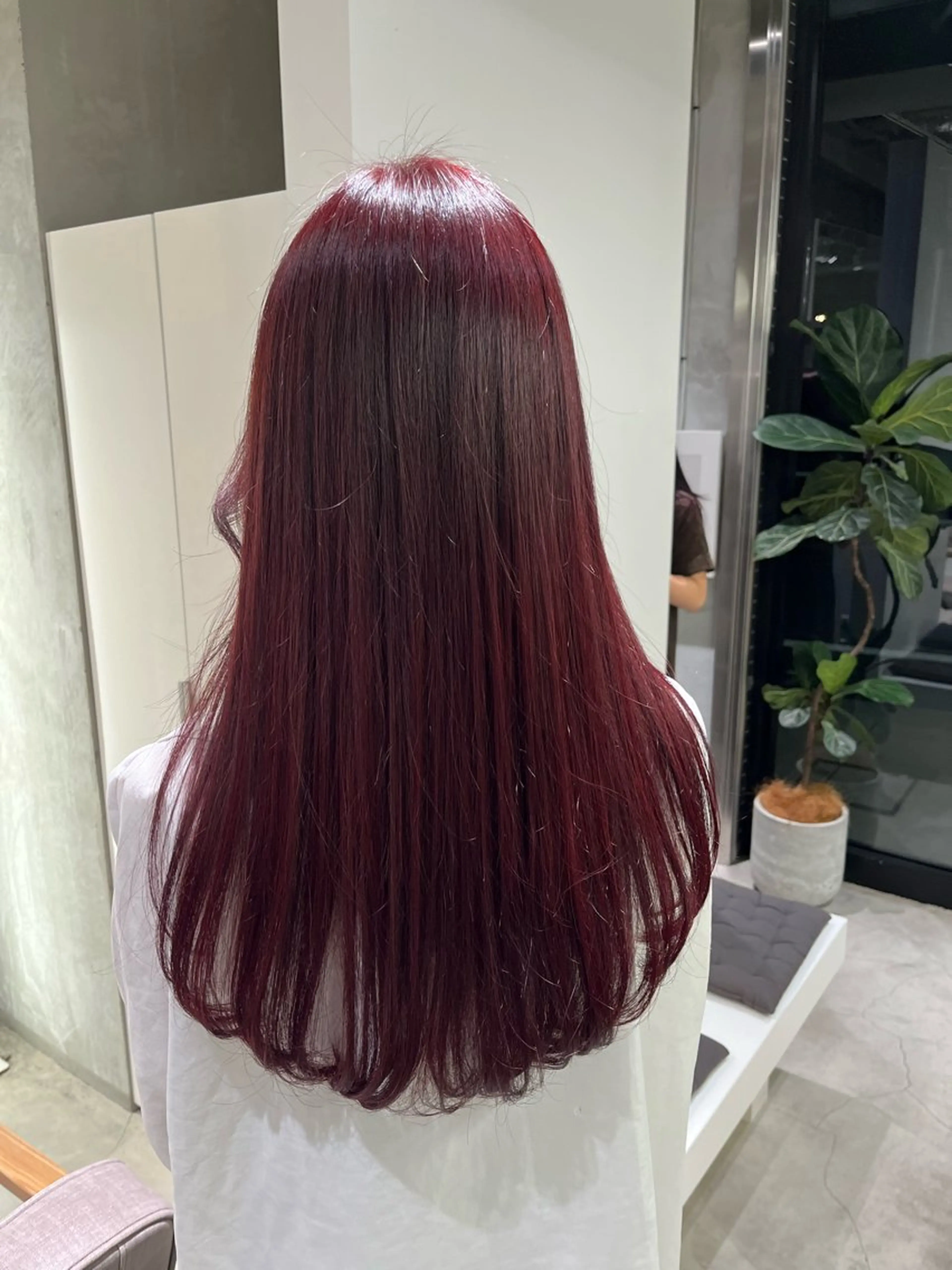 ロング 結衣/ 透明感カラー🎀のヘアスタイル