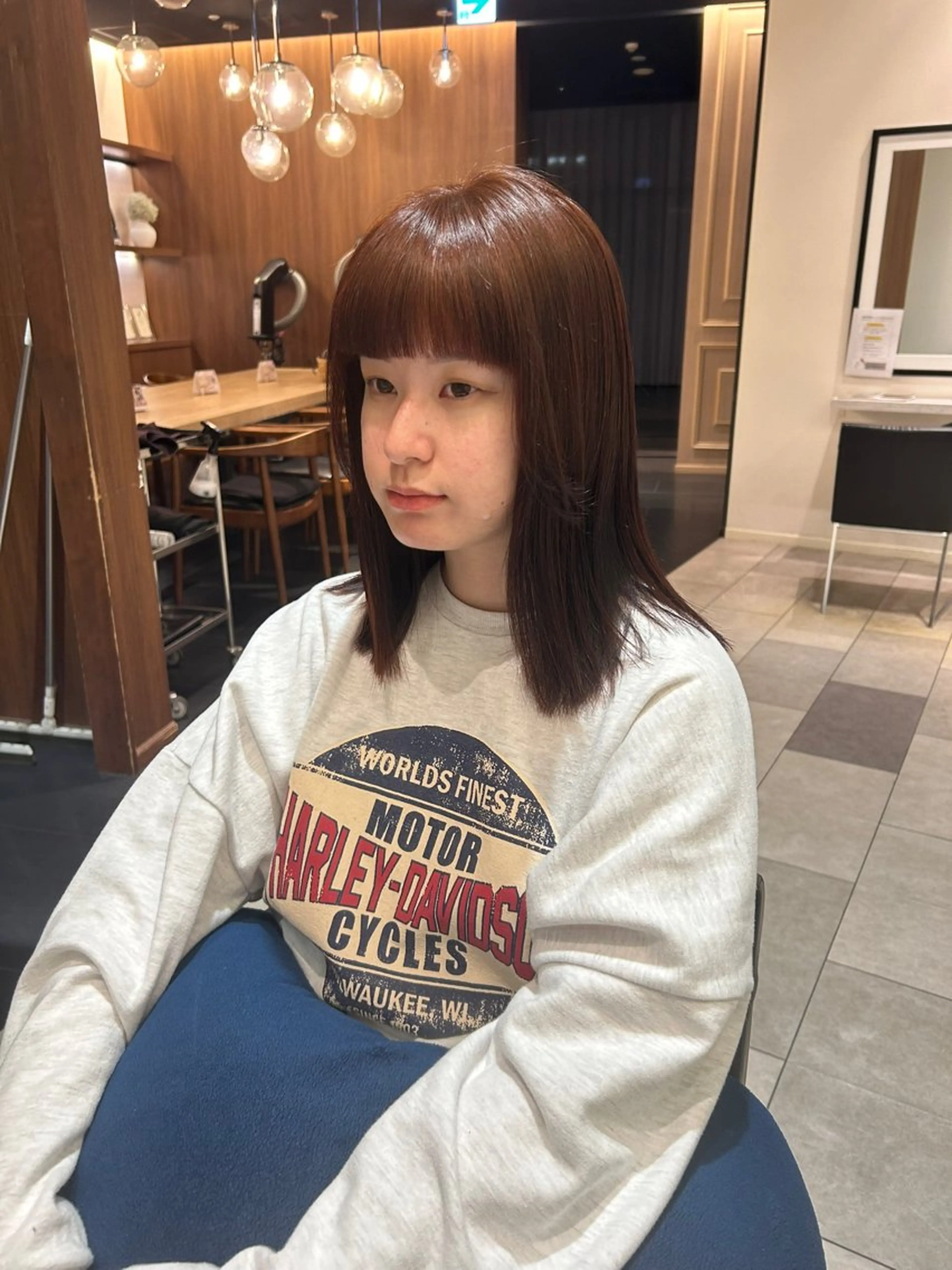 セミロング カラー 中原 優美のヘアスタイル