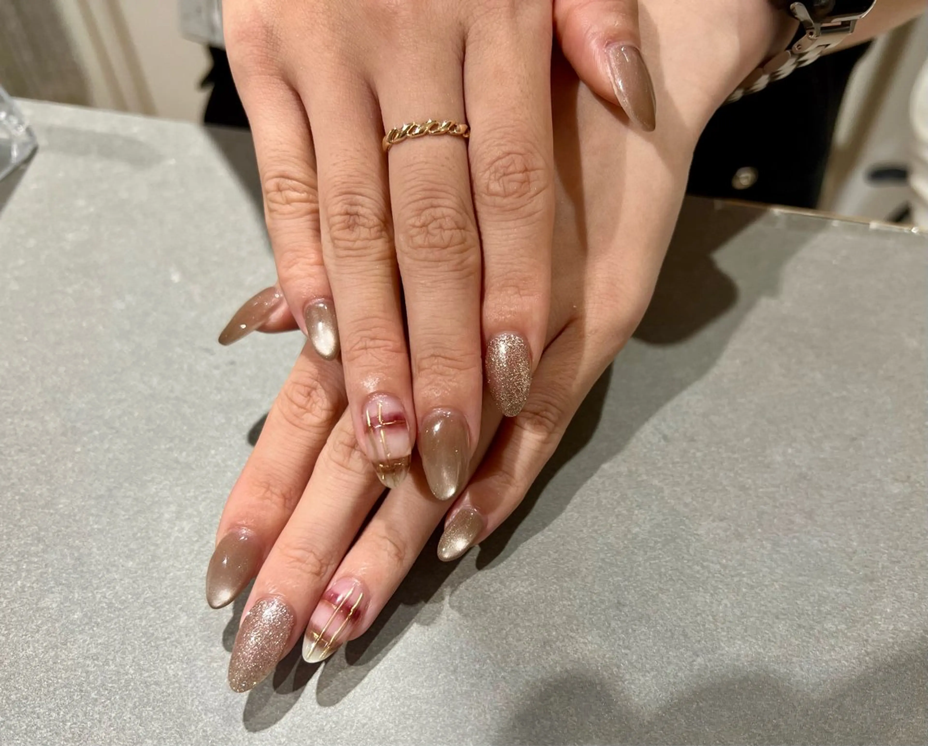 ネイル ＆robe銀座 🪽tsuki🪽のネイルデザイン