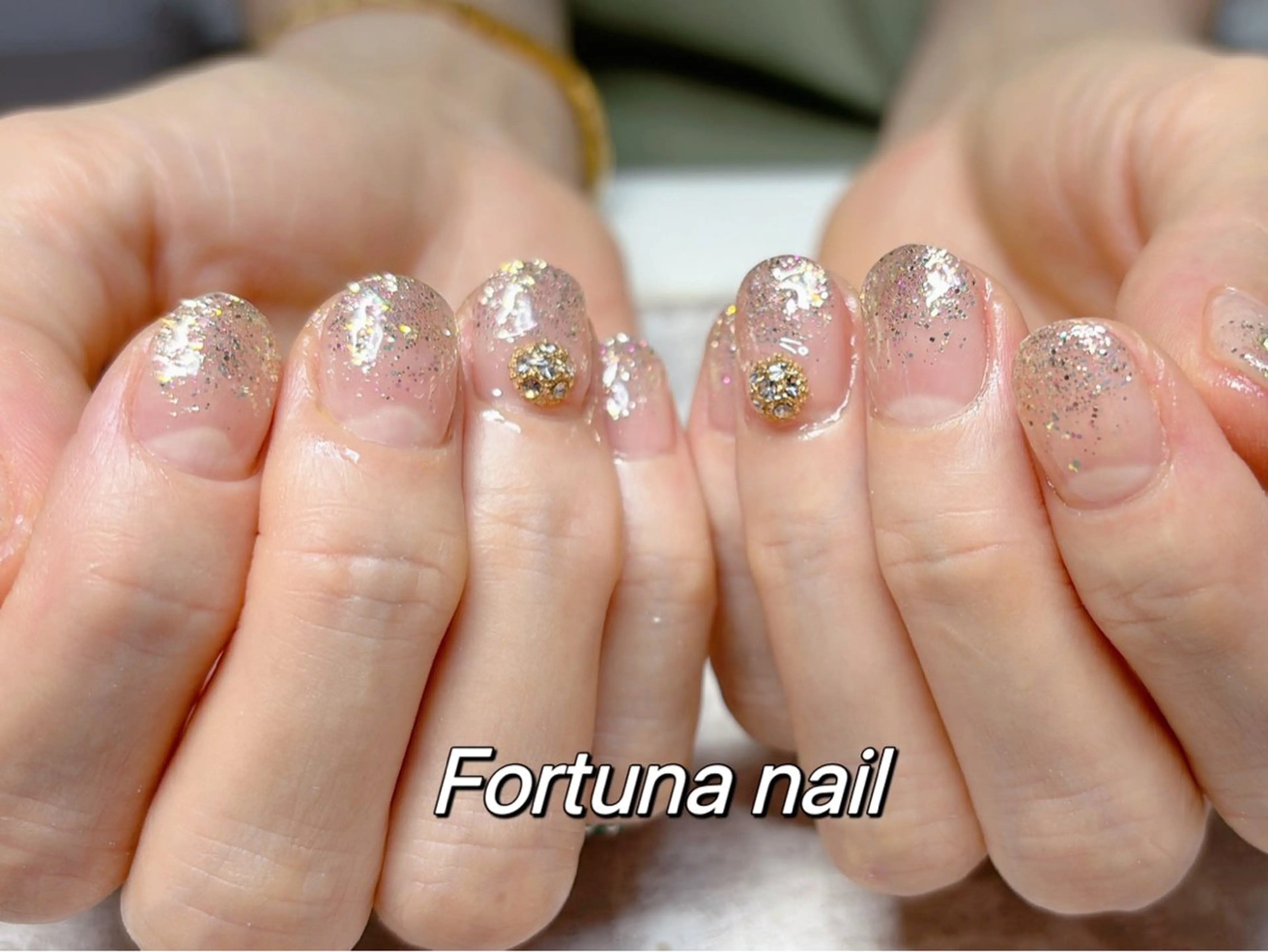 ネイル ハンドネイル ハンドケア Nail •Head スパFortunaのネイルデザイン