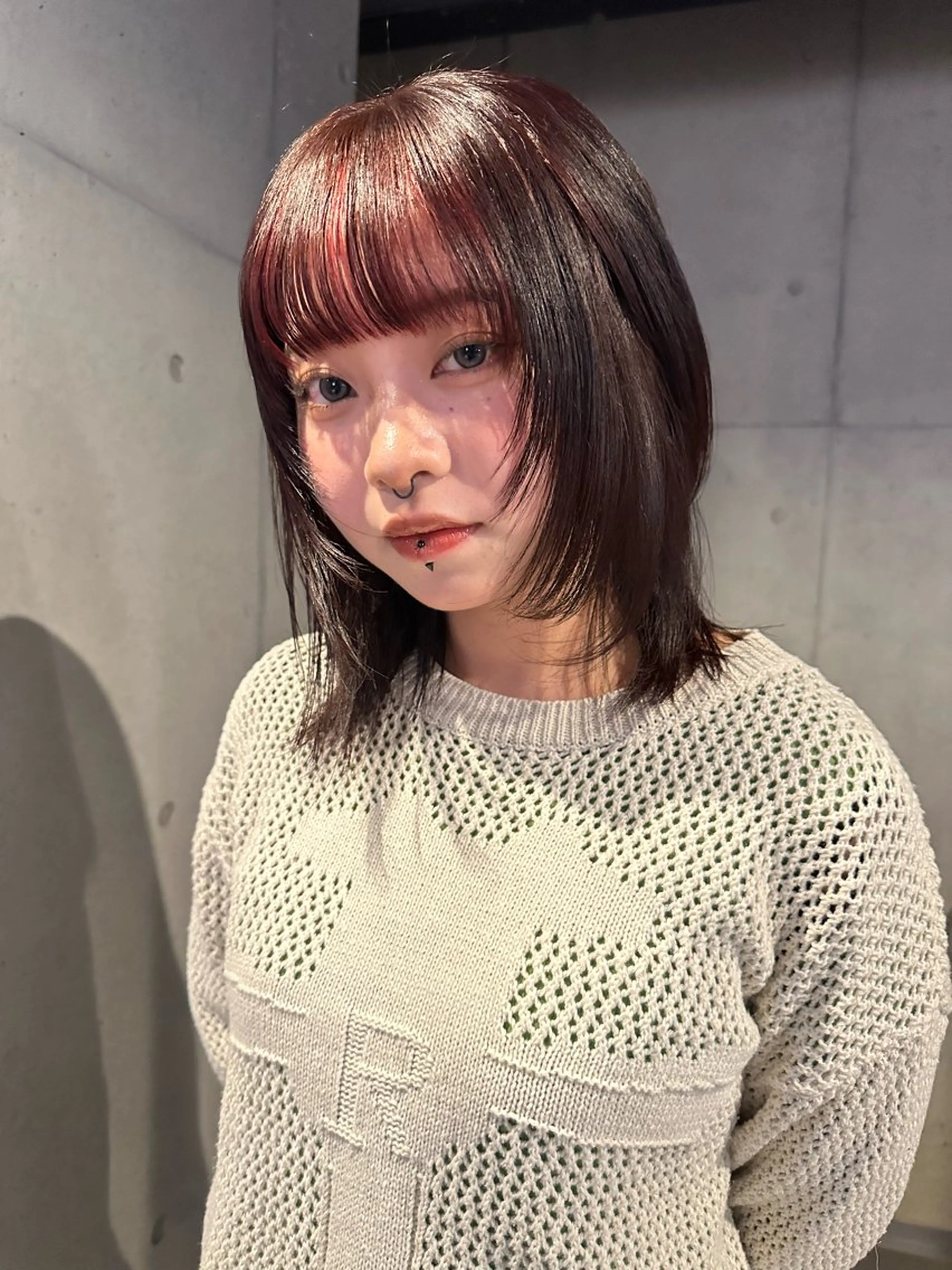 ミディアム カラー 顔まわりレイヤー レイヤーカット ウルフカット カット ヘアカラー 《ウルフ/レイヤー/ 似合わせ》山本祐輔のヘアスタイル