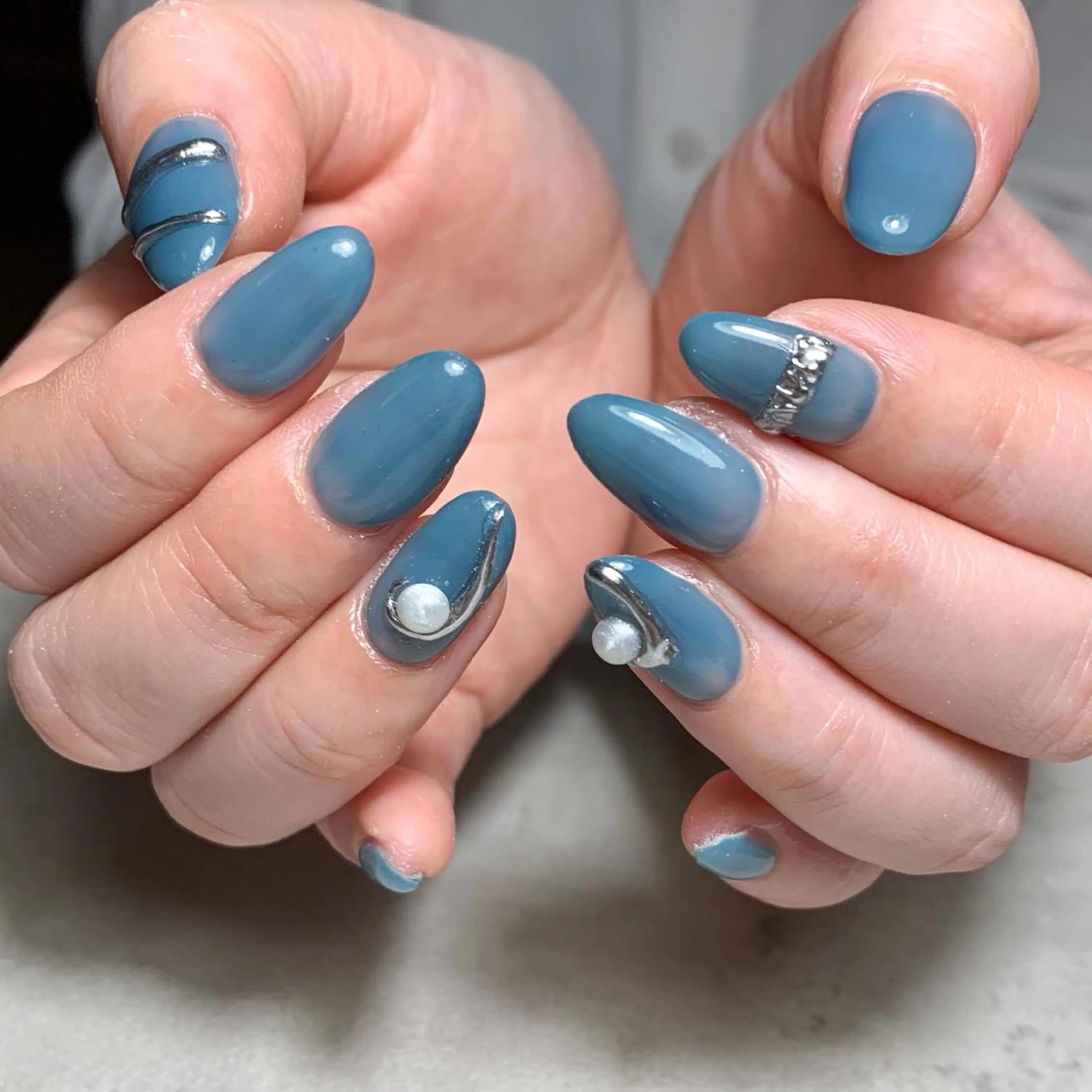 ネイル atelier　FIORITURA所属・FIORITURA aiのネイルデザイン