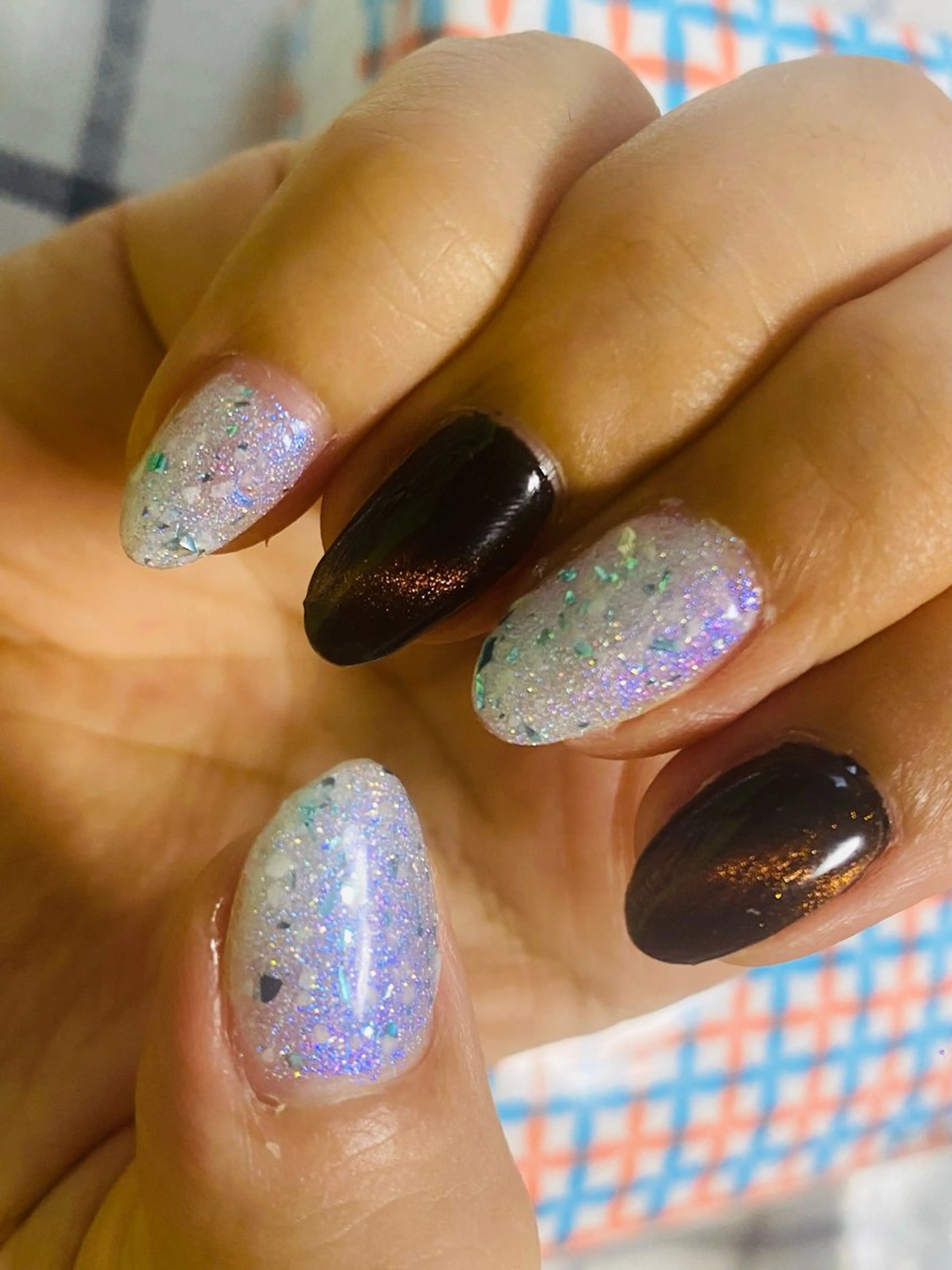 ネイル ブルー マグネットネイル ワンカラーネイル オレンジ ホワイト ハンドネイル nail salon いづみ(節花内)所属・ネイルサロン いづみ(節花内)のネイルデザイン