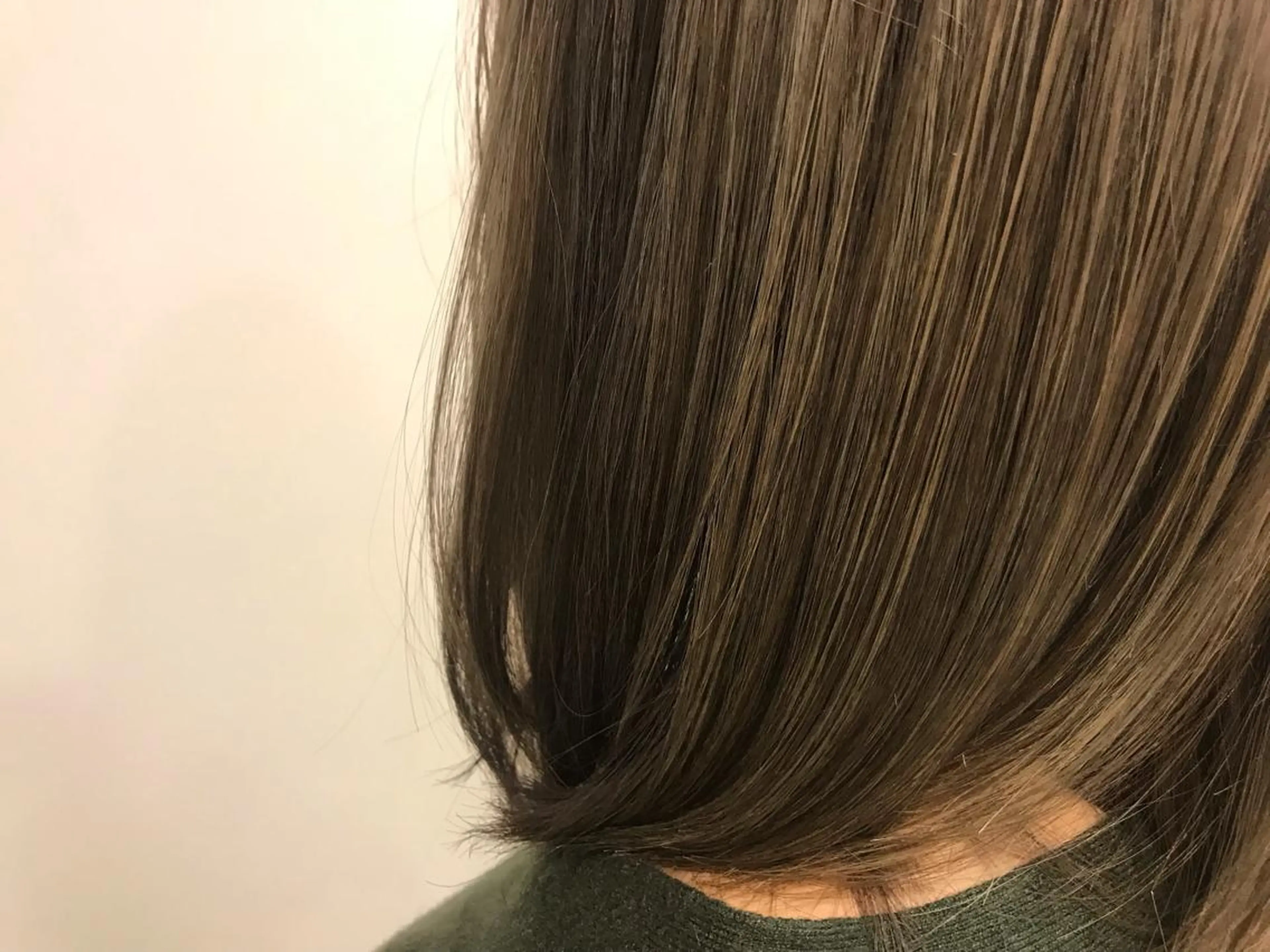 ミディアム ハイライト sea's所属・ヒラカホ/矢場町/ ブリーチ/似合わせのヘアスタイル