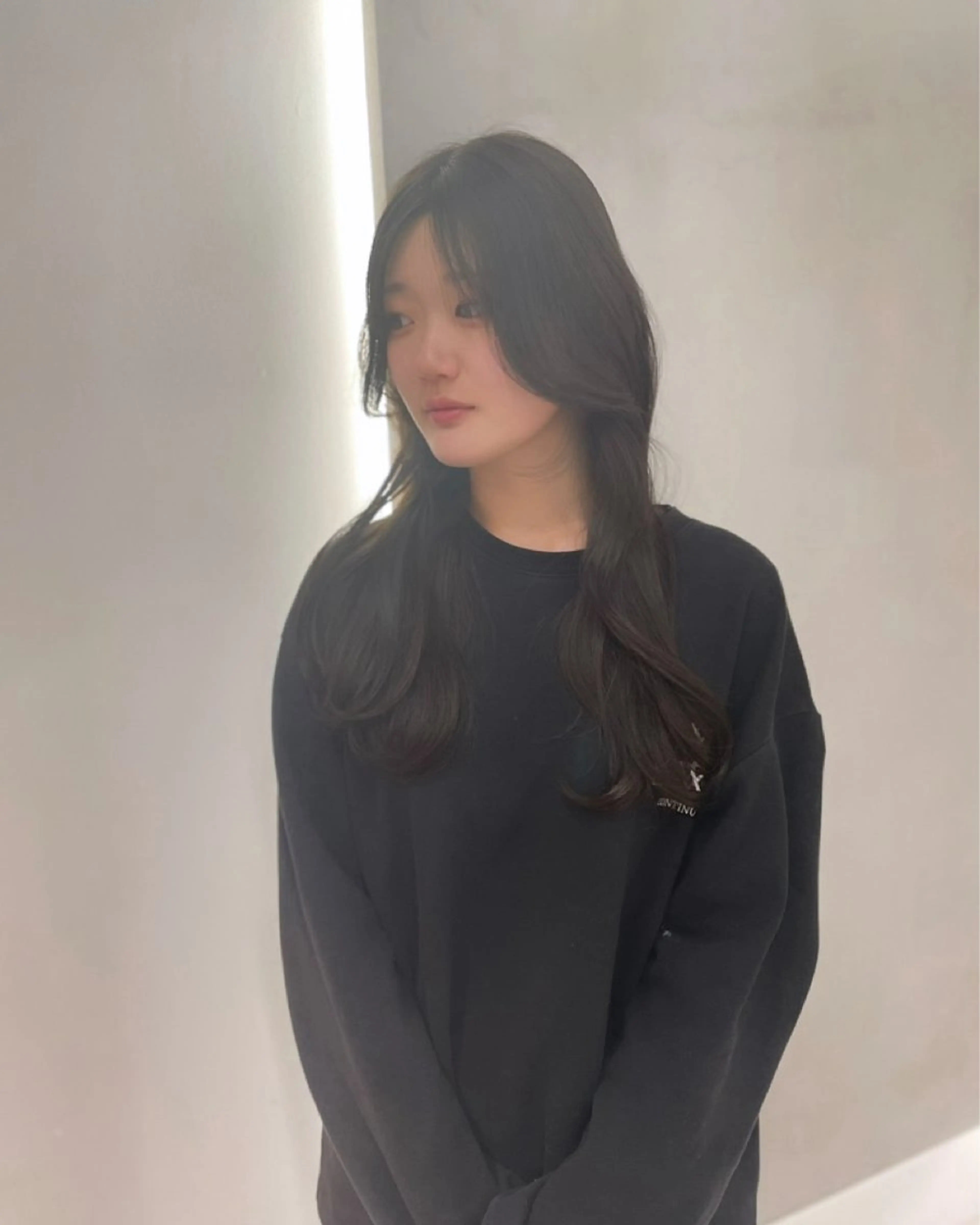 セミロング カラー 🐺ウルフ/レイヤー カット/高嶋湧大のヘアスタイル