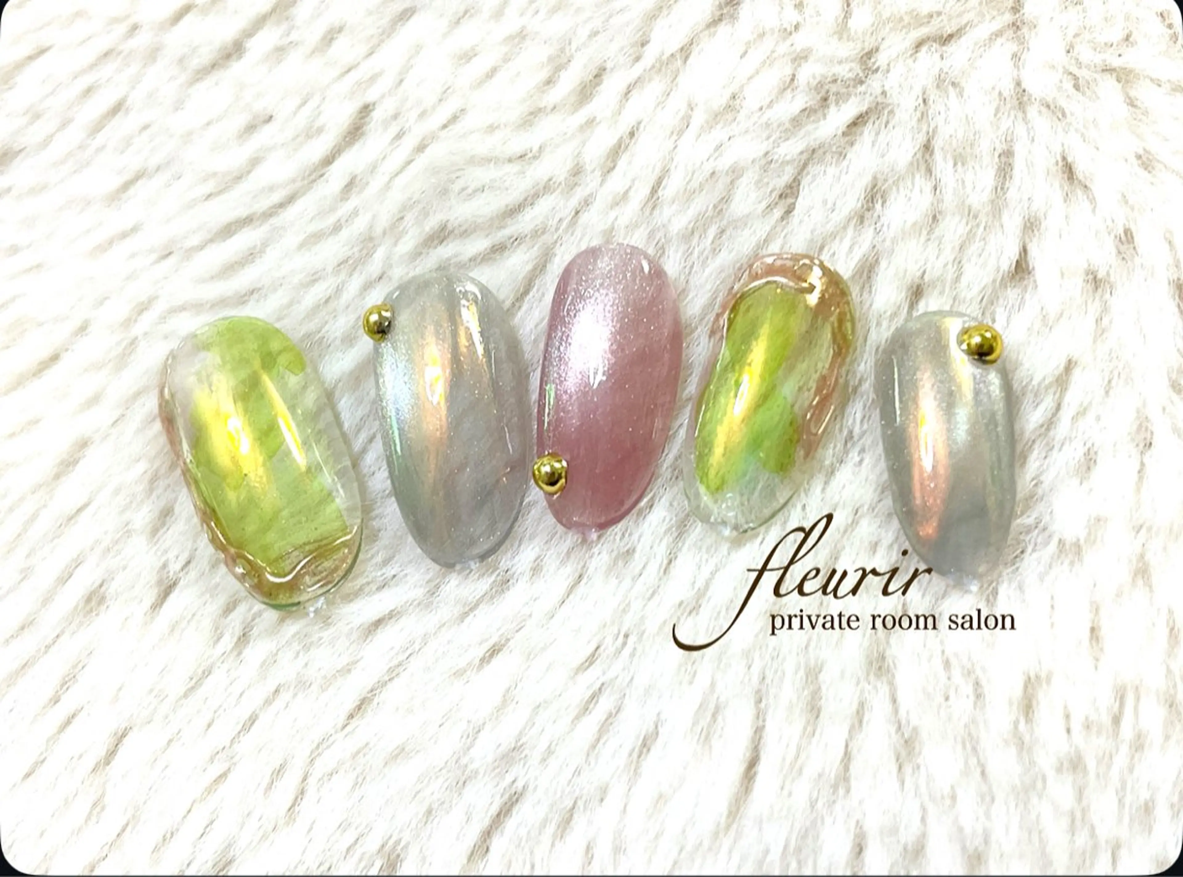 ネイル アートネイル オーロラネイル グリーン マグネットネイル ミラーネイル フルリール 【プライベートサロンのネイルデザイン