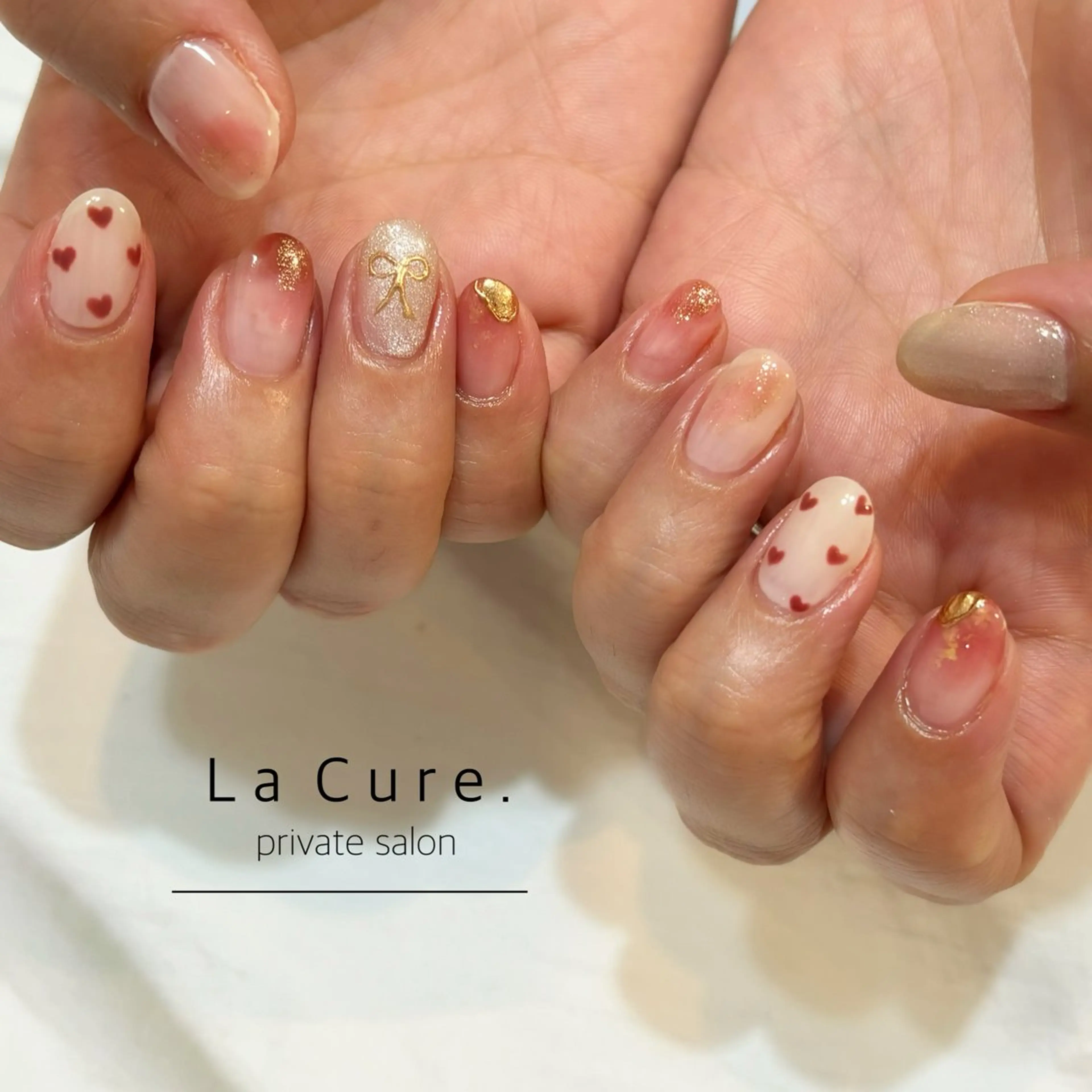 ネイル ジェルネイル ハート ニュアンスネイル ショートネイル バレンタイン ハンドネイル Lacure. misaのネイルデザイン