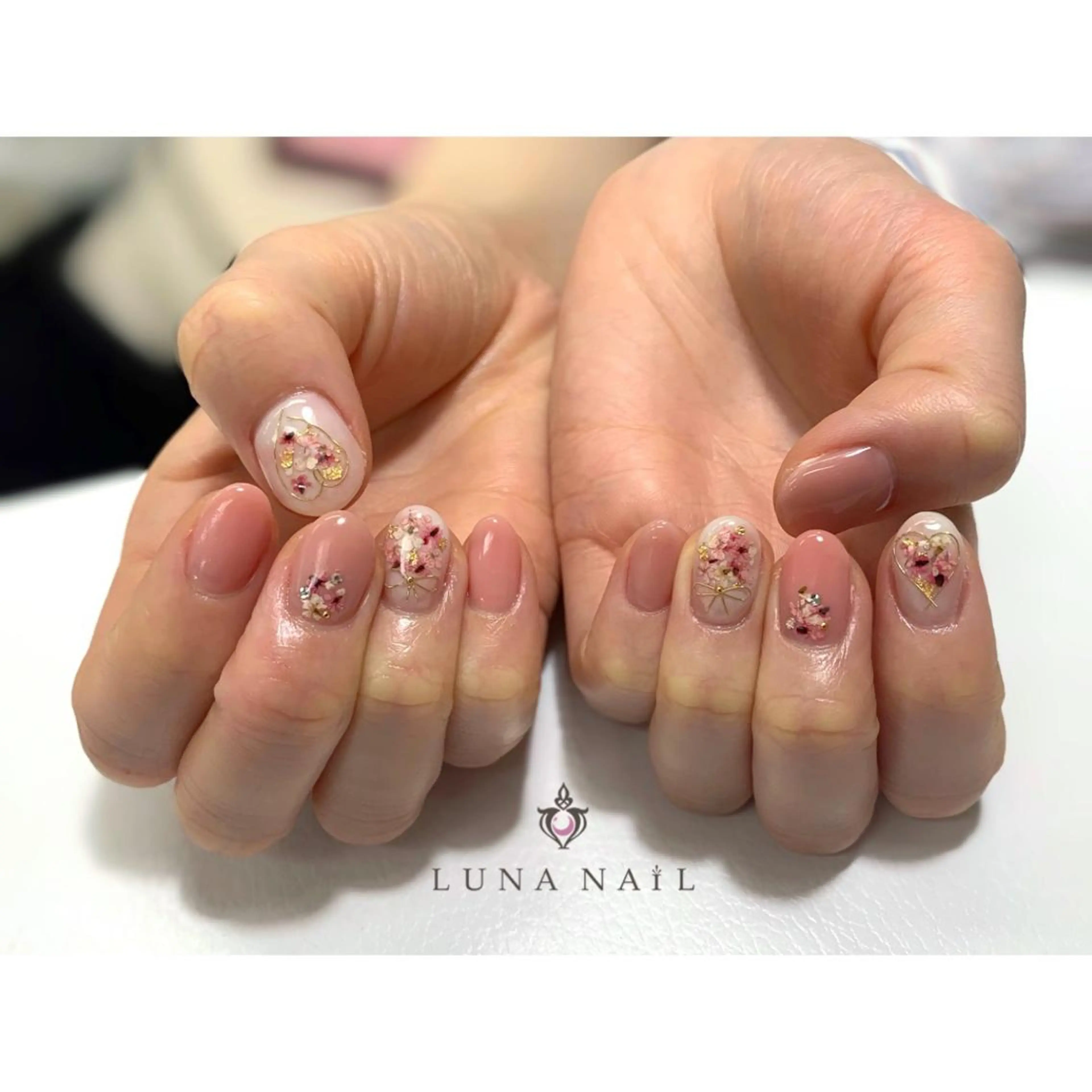 ネイル ハンドネイル アトリエ　ミモザ所属・いまむら あかりのネイルデザイン