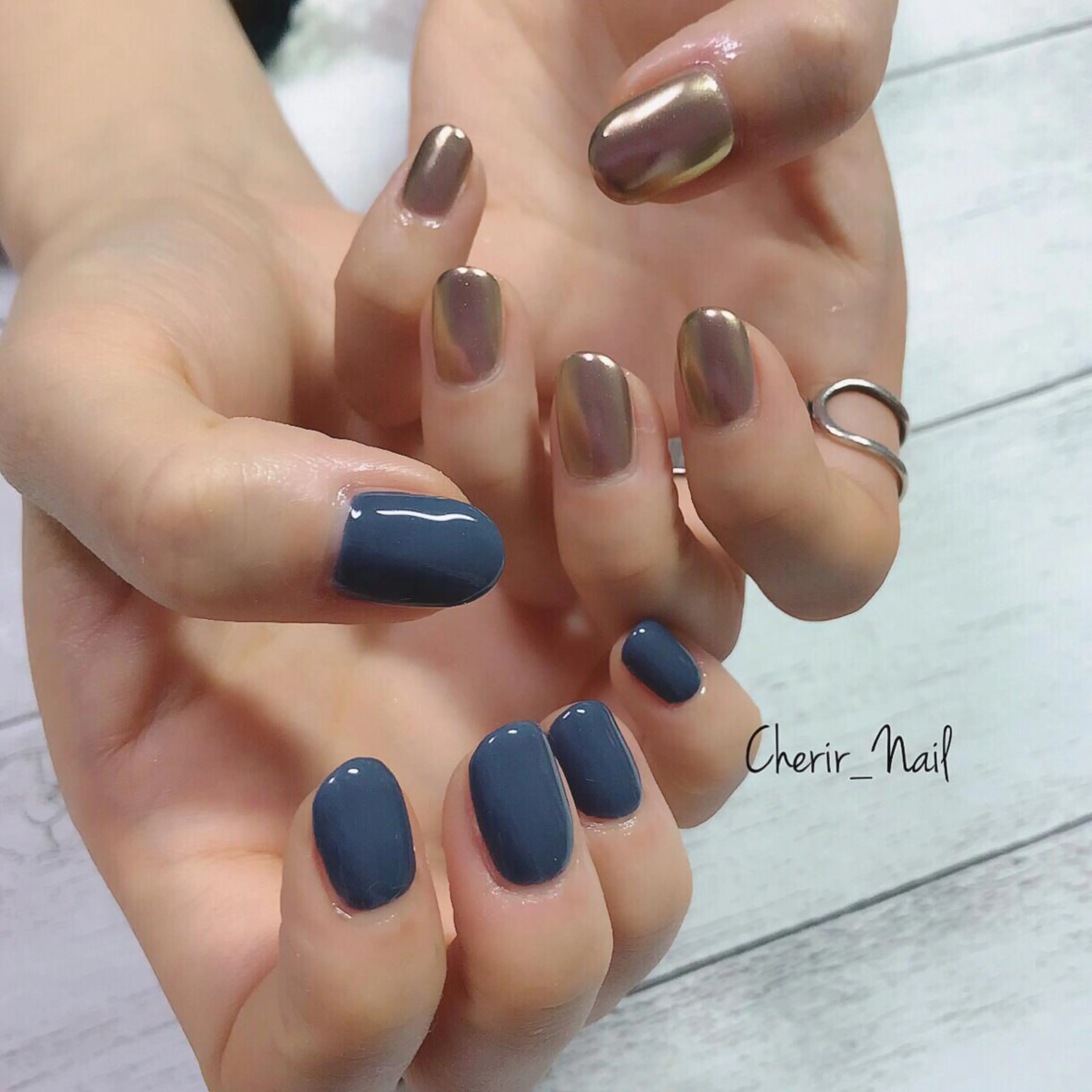 ネイル アートネイル ブルー ミラーネイル ワンカラーネイル ピンク Cherirnail kaoriのネイルデザイン