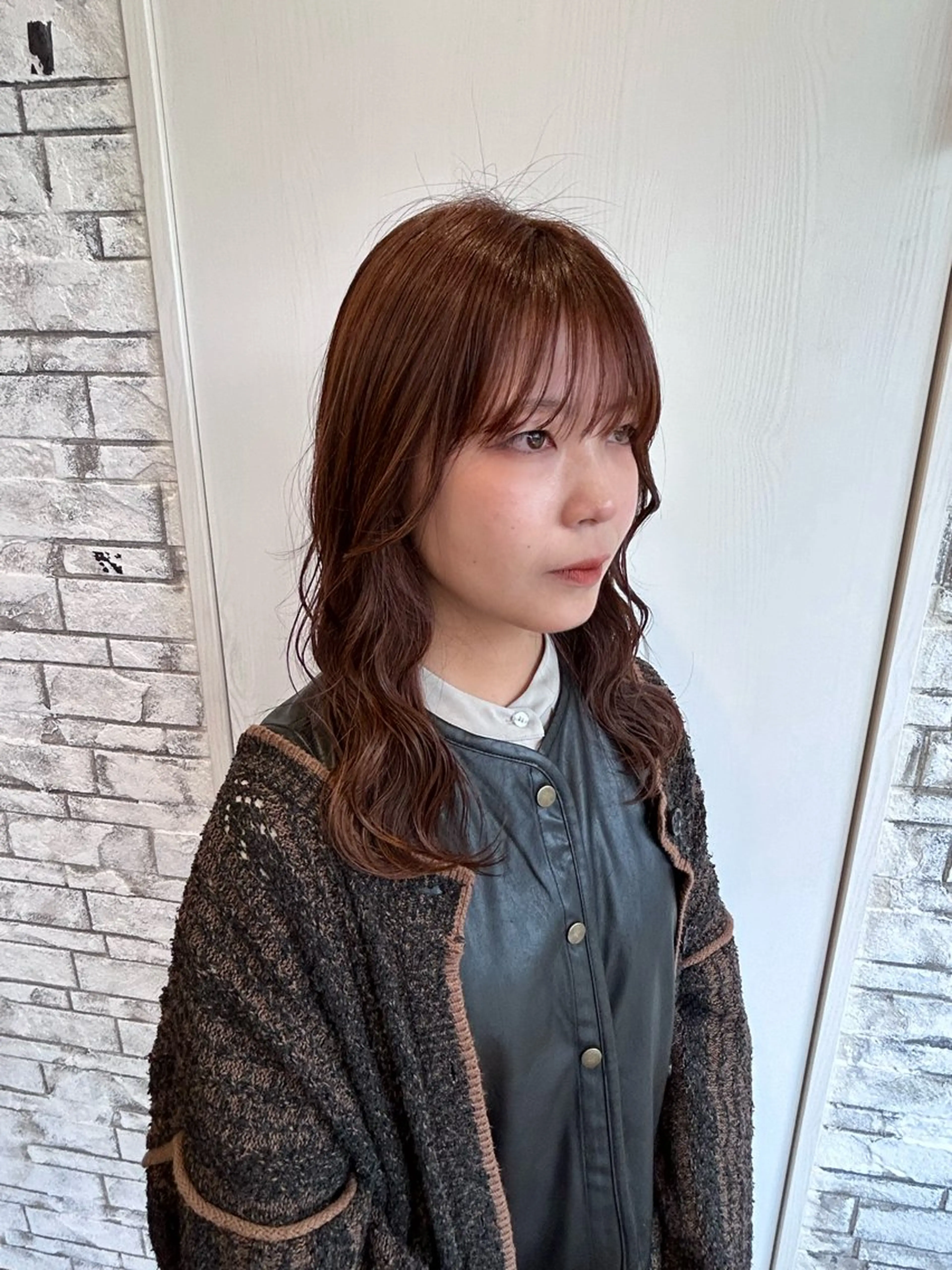 セミロング カラー セミロングパーマ 廣瀬 美月のヘアスタイル