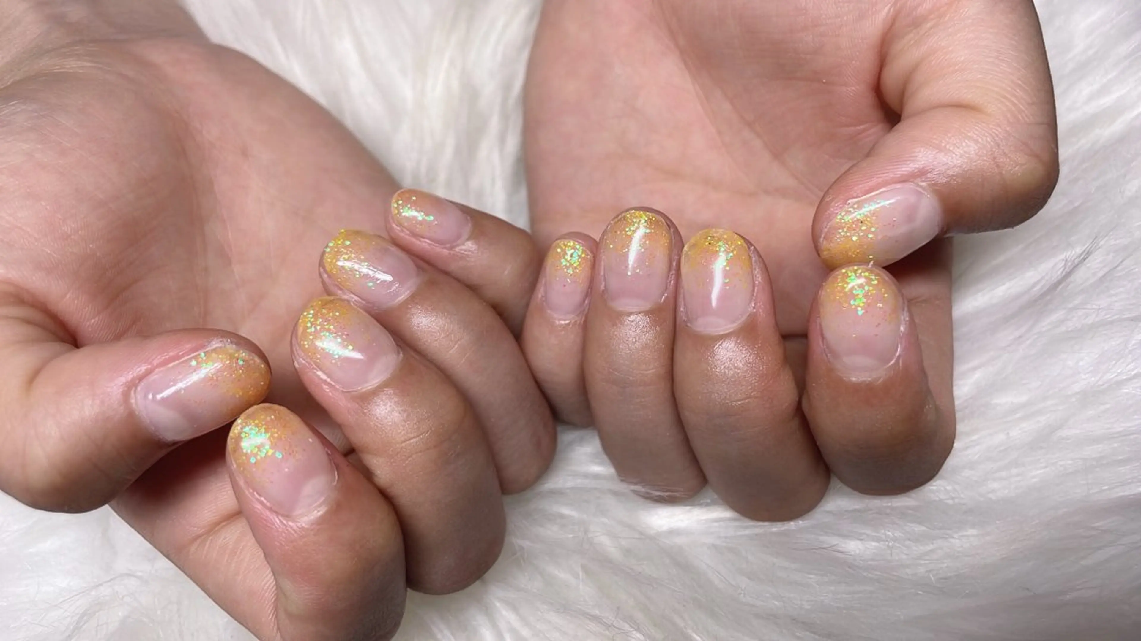 ネイル Amoureuse Satomiのネイルデザイン