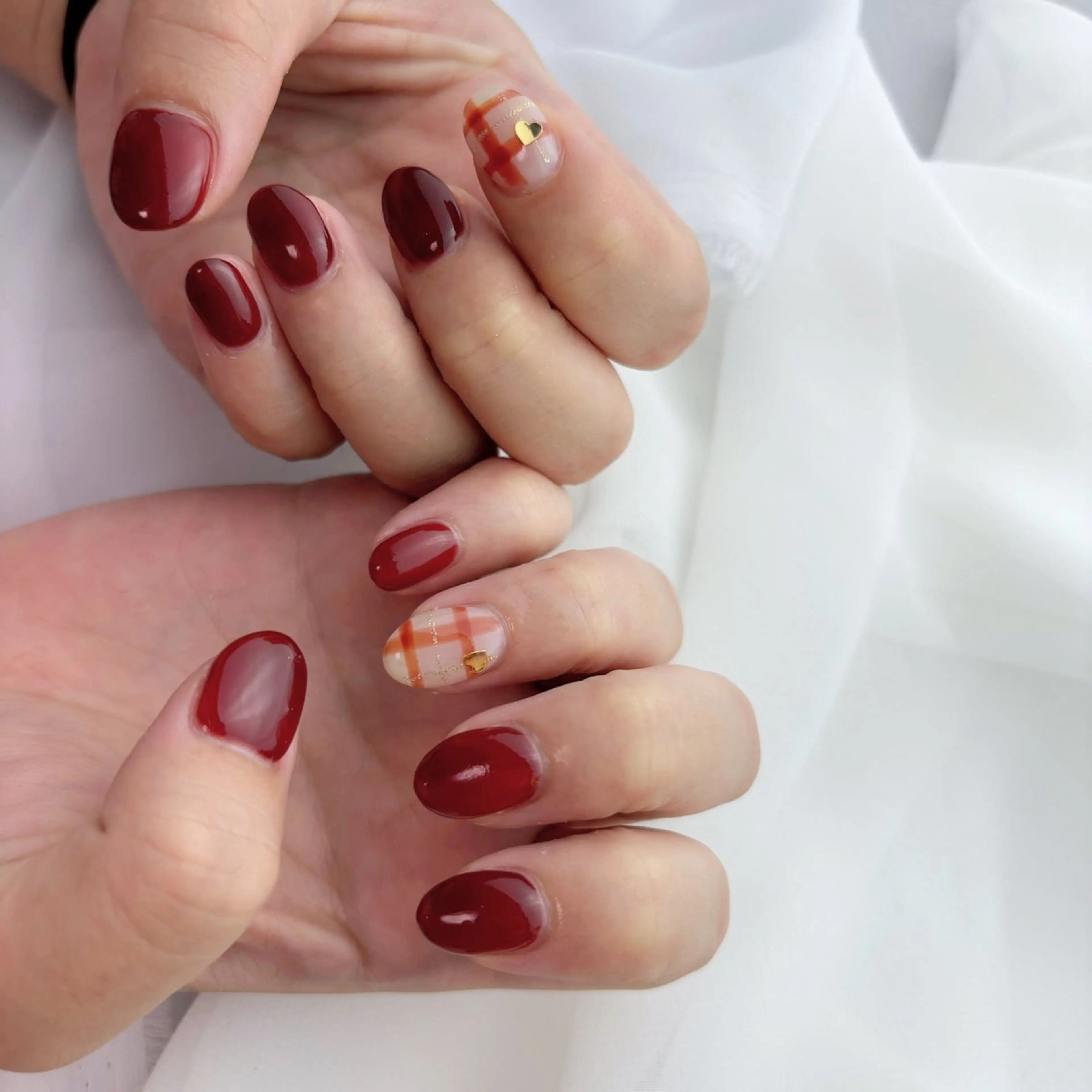 ネイル アートネイル シンプルネイル Naturaly Nailys所属・プライベートサロン rieのネイルデザイン