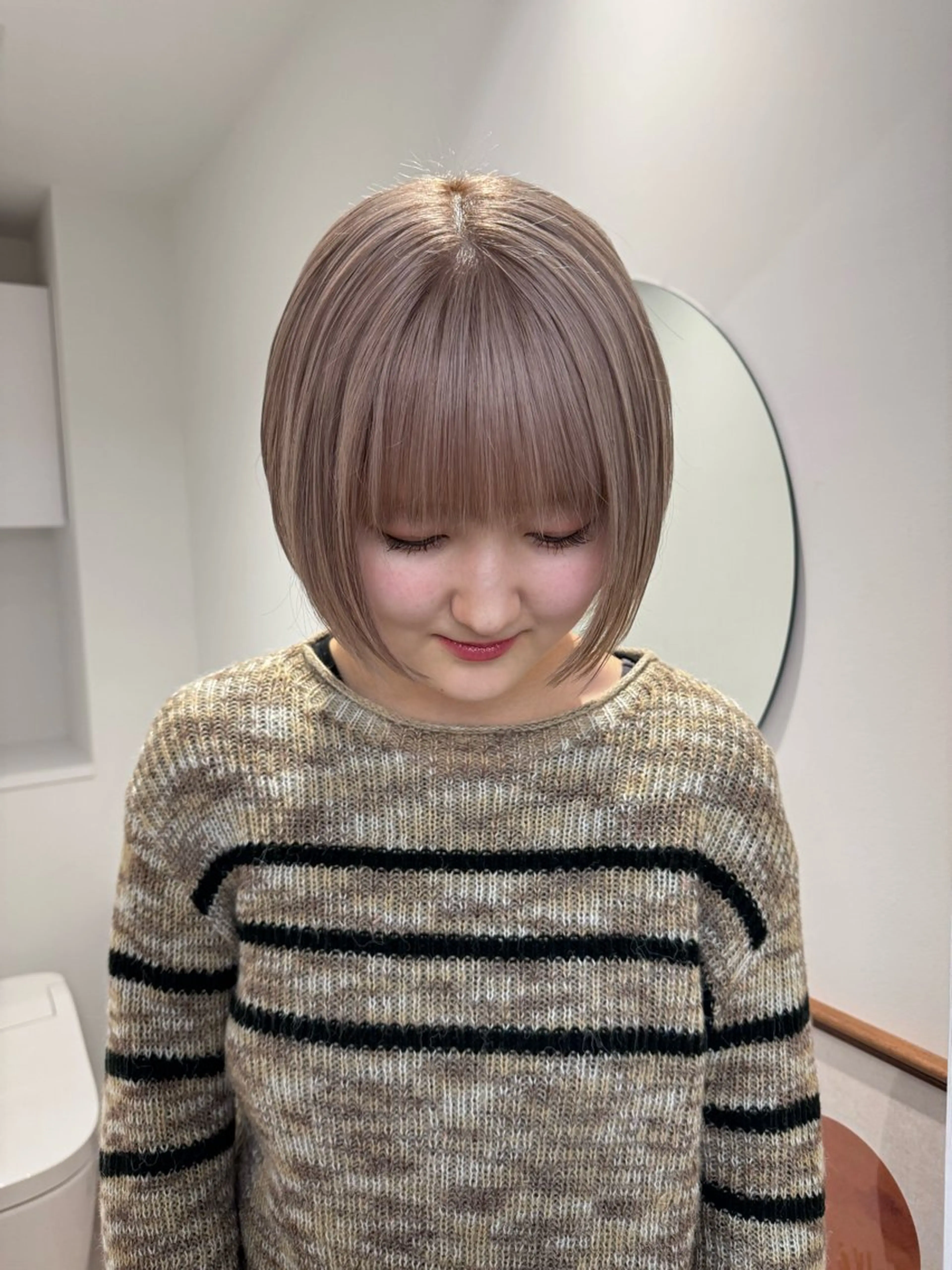 ショート ヘアカラー ✨ブリーチ/顔周り レイヤー¦YUKA✨のヘアスタイル