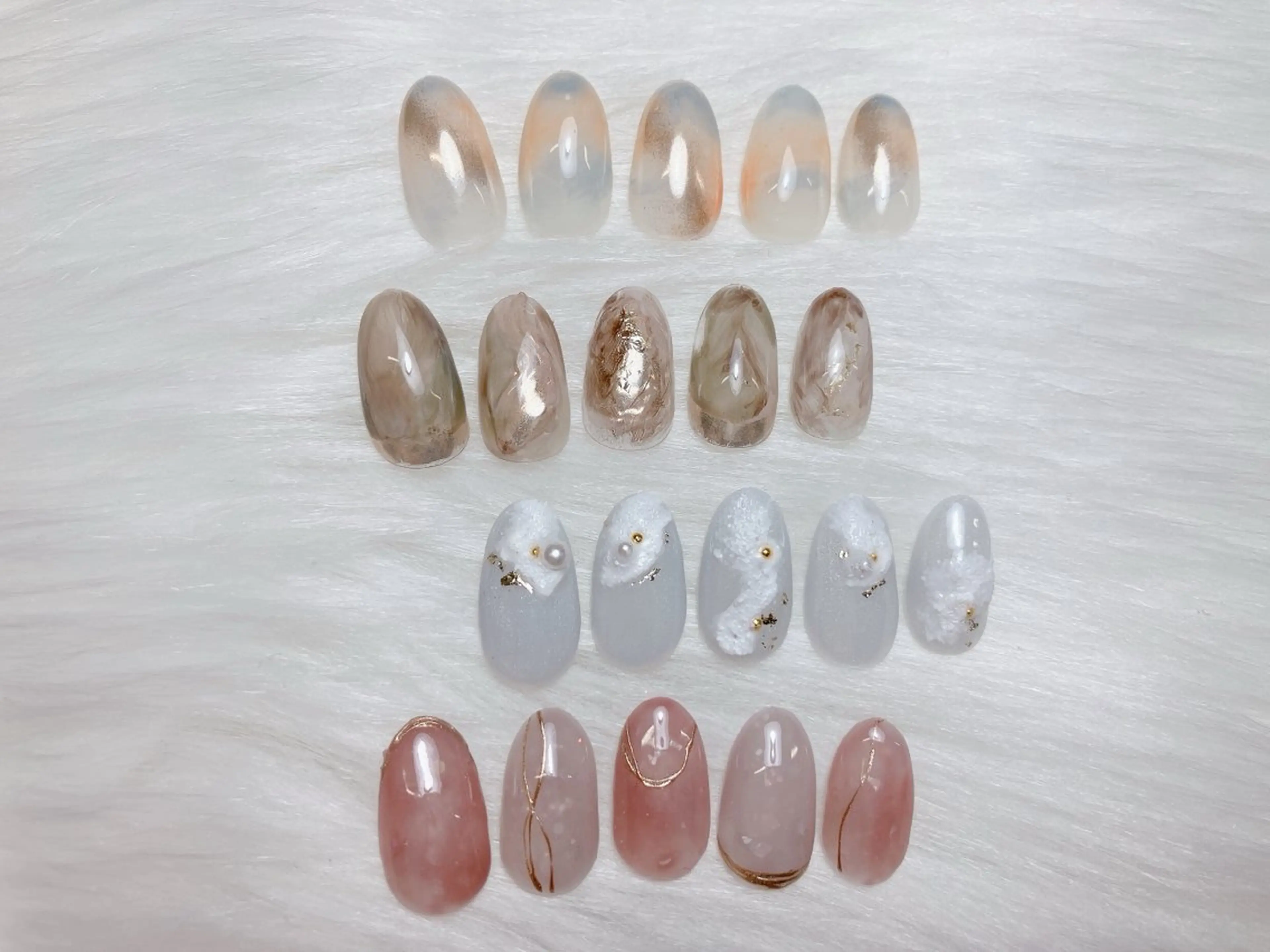 ネイル 綱島 佳恵のネイルデザイン