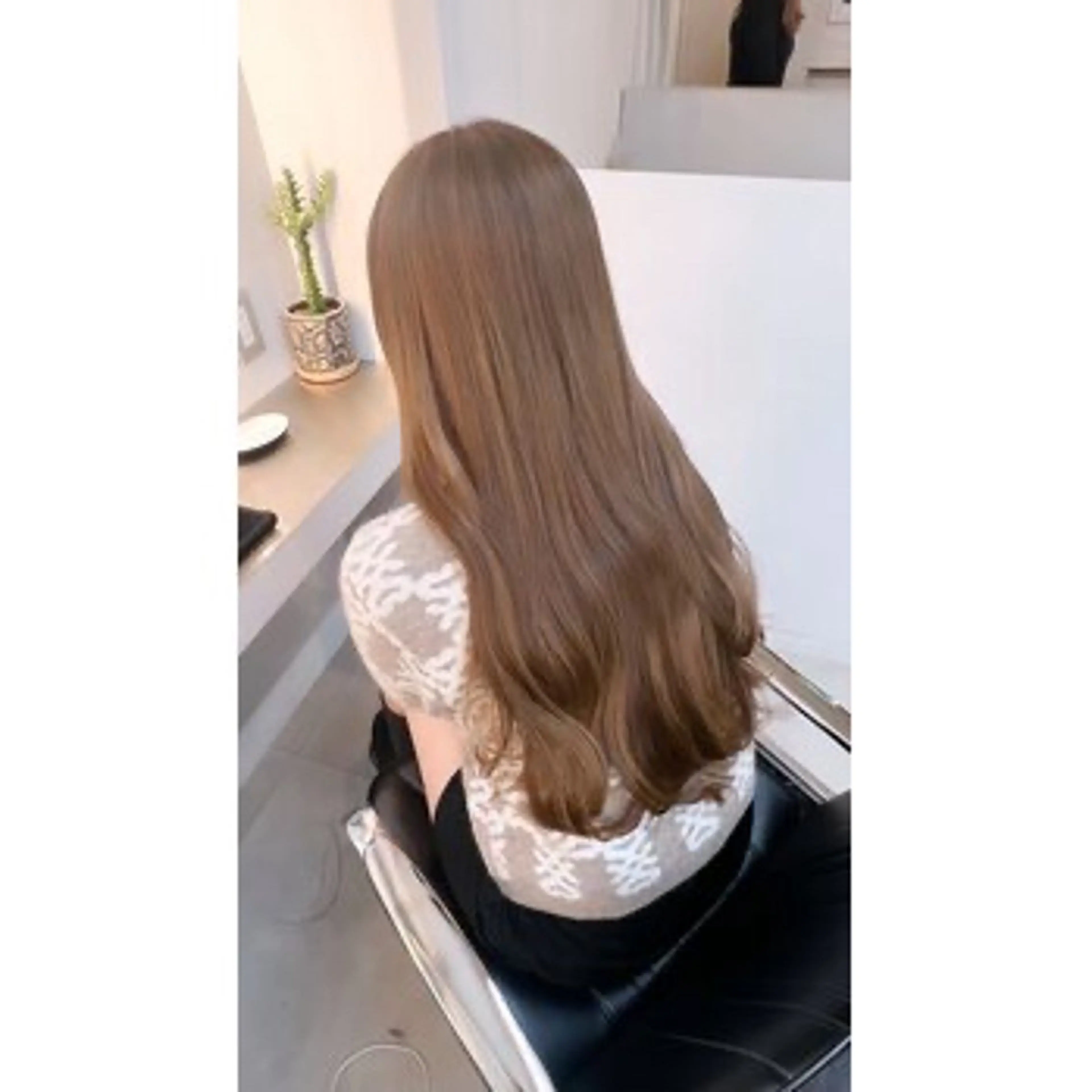 カラー 殿守 優貴のヘアスタイル