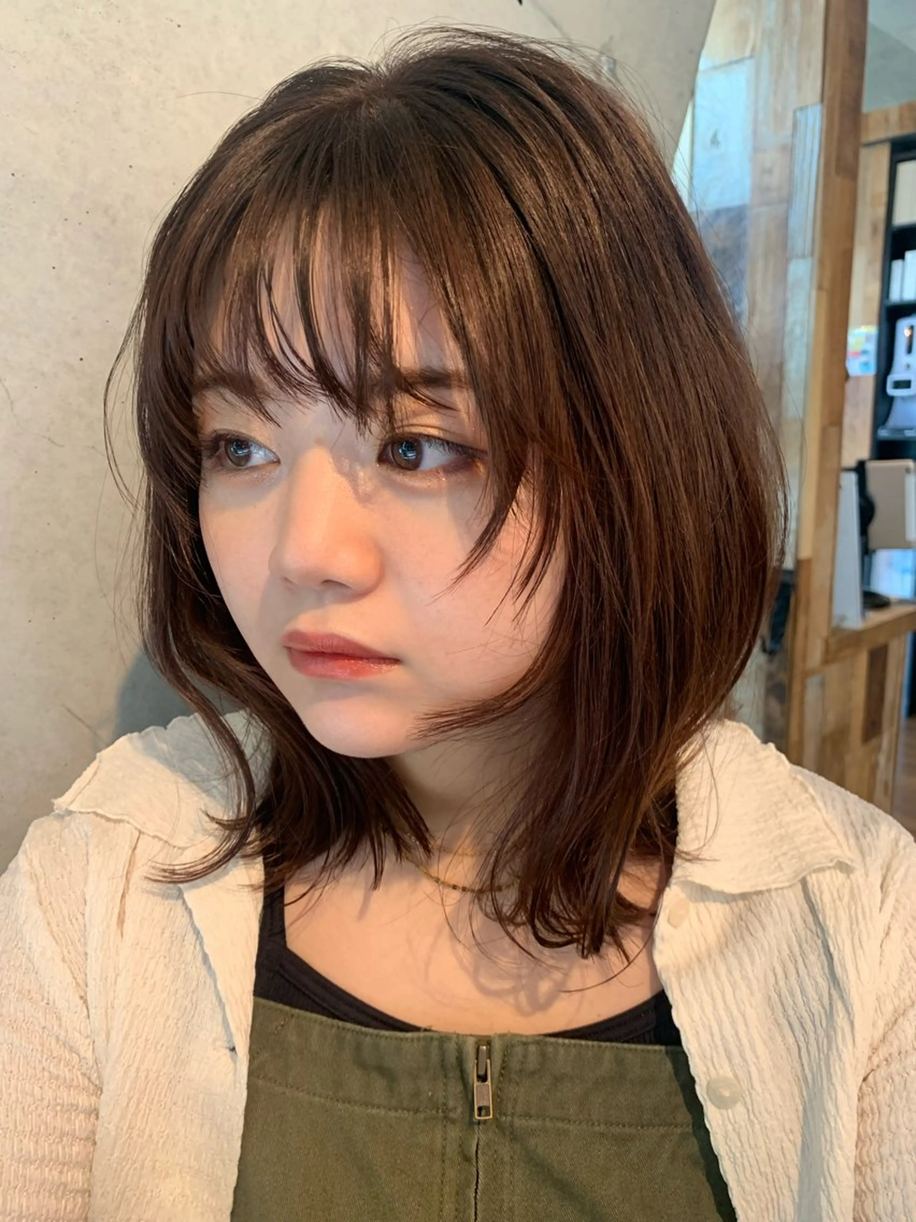 ミディアム 🧶根本 風鈴🧶のヘアスタイル