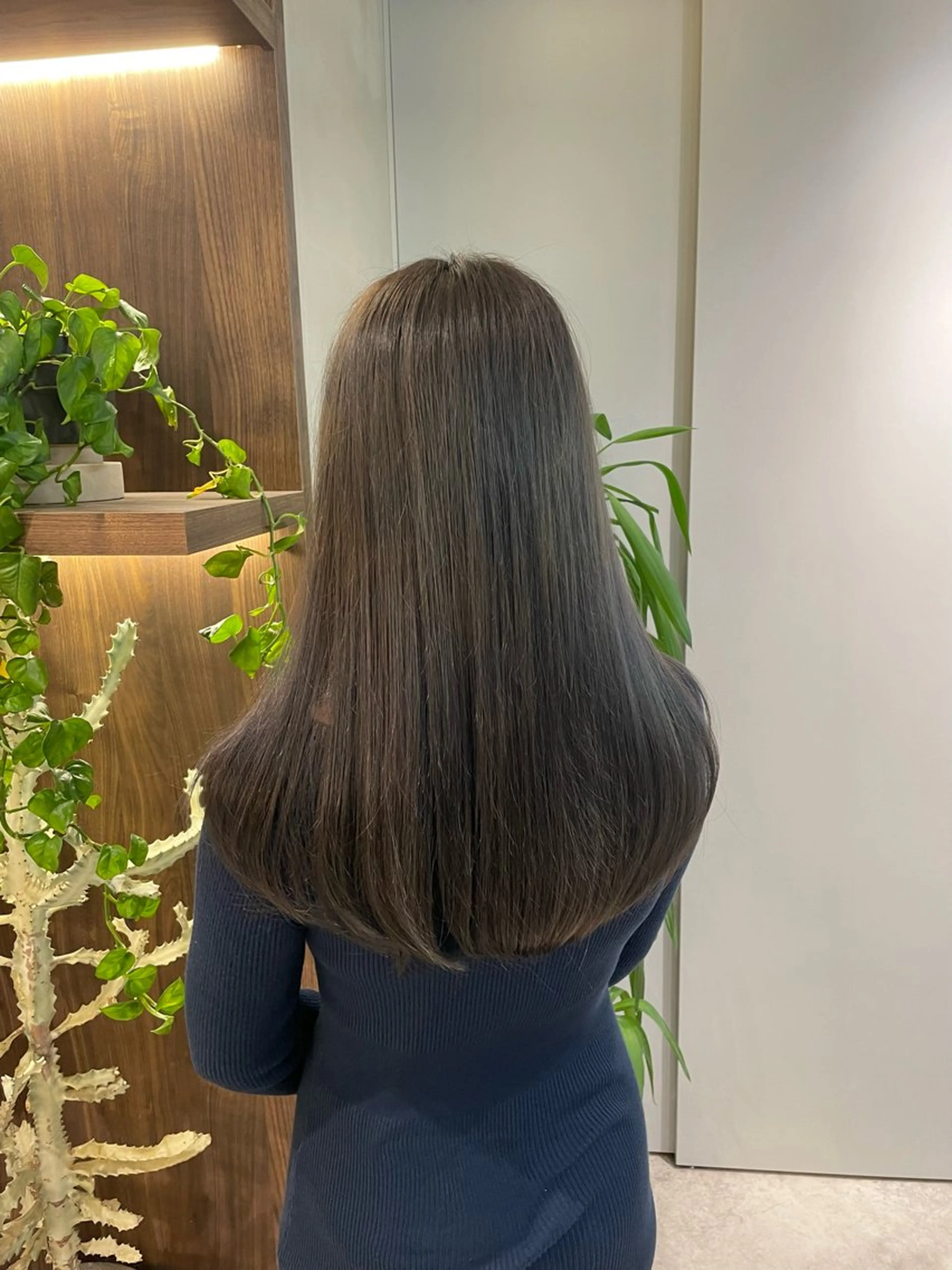 ロング Toiro 新宿所属・新宿/新宿三丁目 yuinaのヘアスタイル