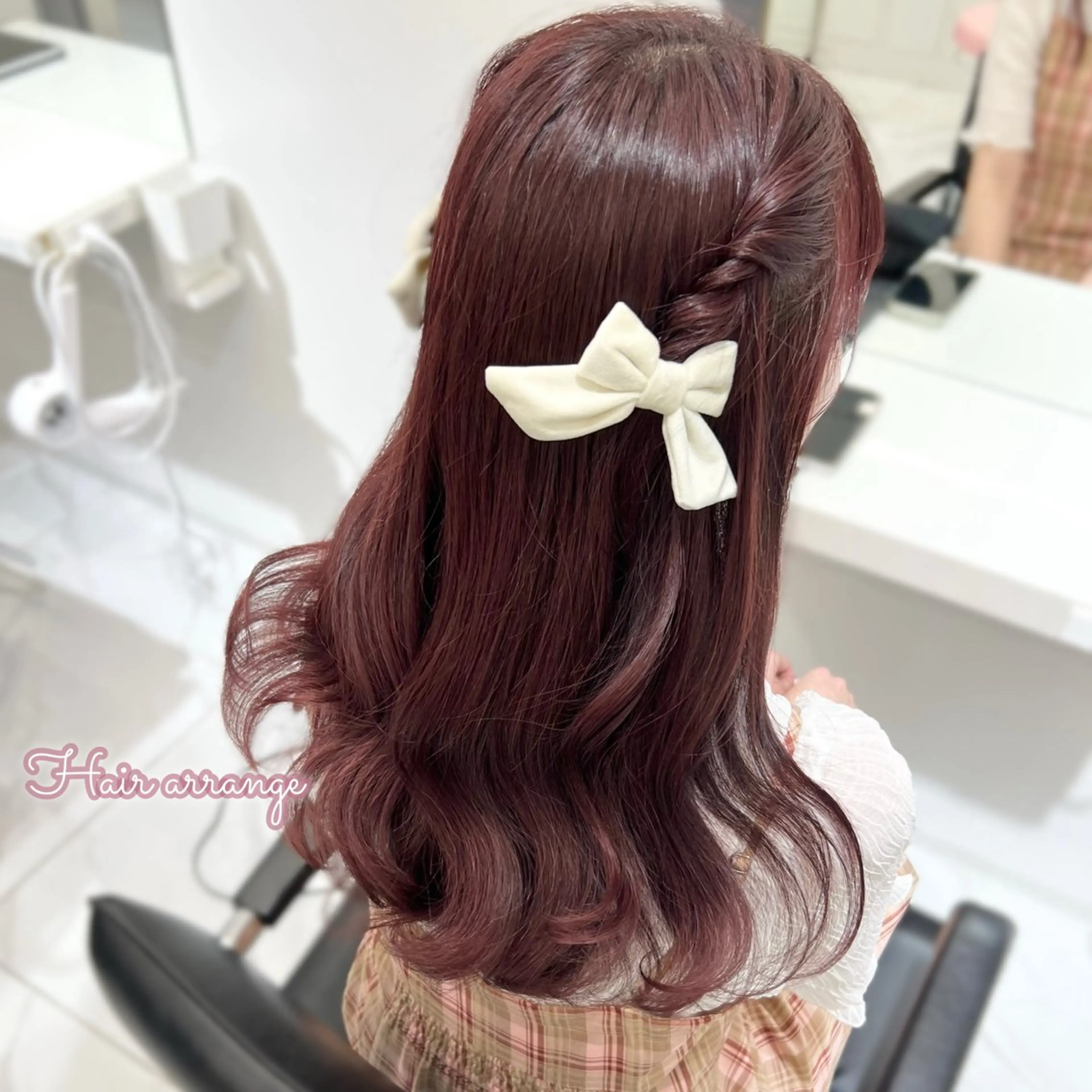 セミロング カラー ヘアアレンジ ブリーチ ブリーチなしカラー レッドカラー ヘアカラー ヘアセット 盛れる顔周り🤍渋谷 Risa🎀のヘアスタイル