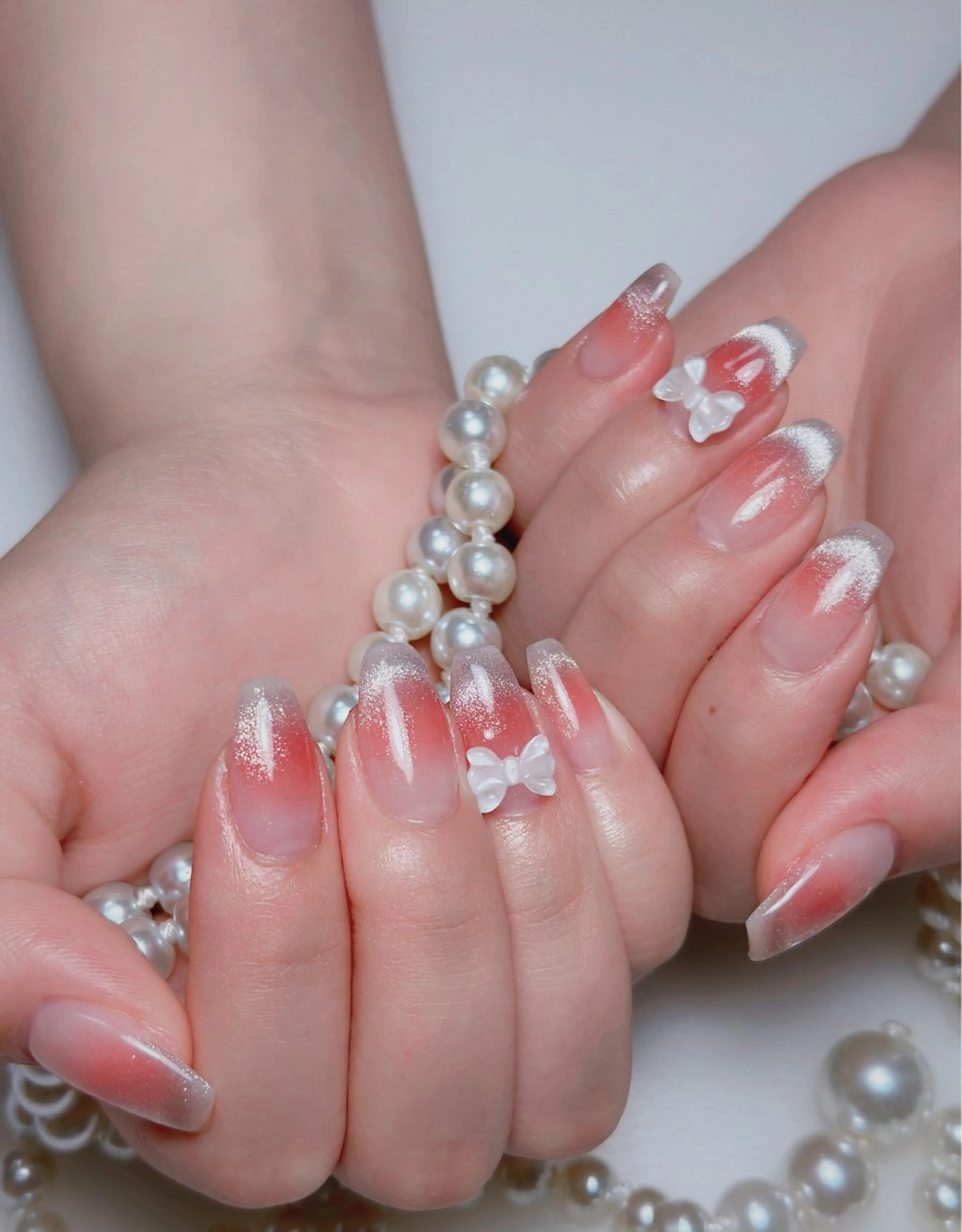 ネイル オーロラネイル 長さ出し フットネイル 韓国ネイル ラメ(グリッター) ハンドネイル 👍thumbs up nail👍のネイルデザイン