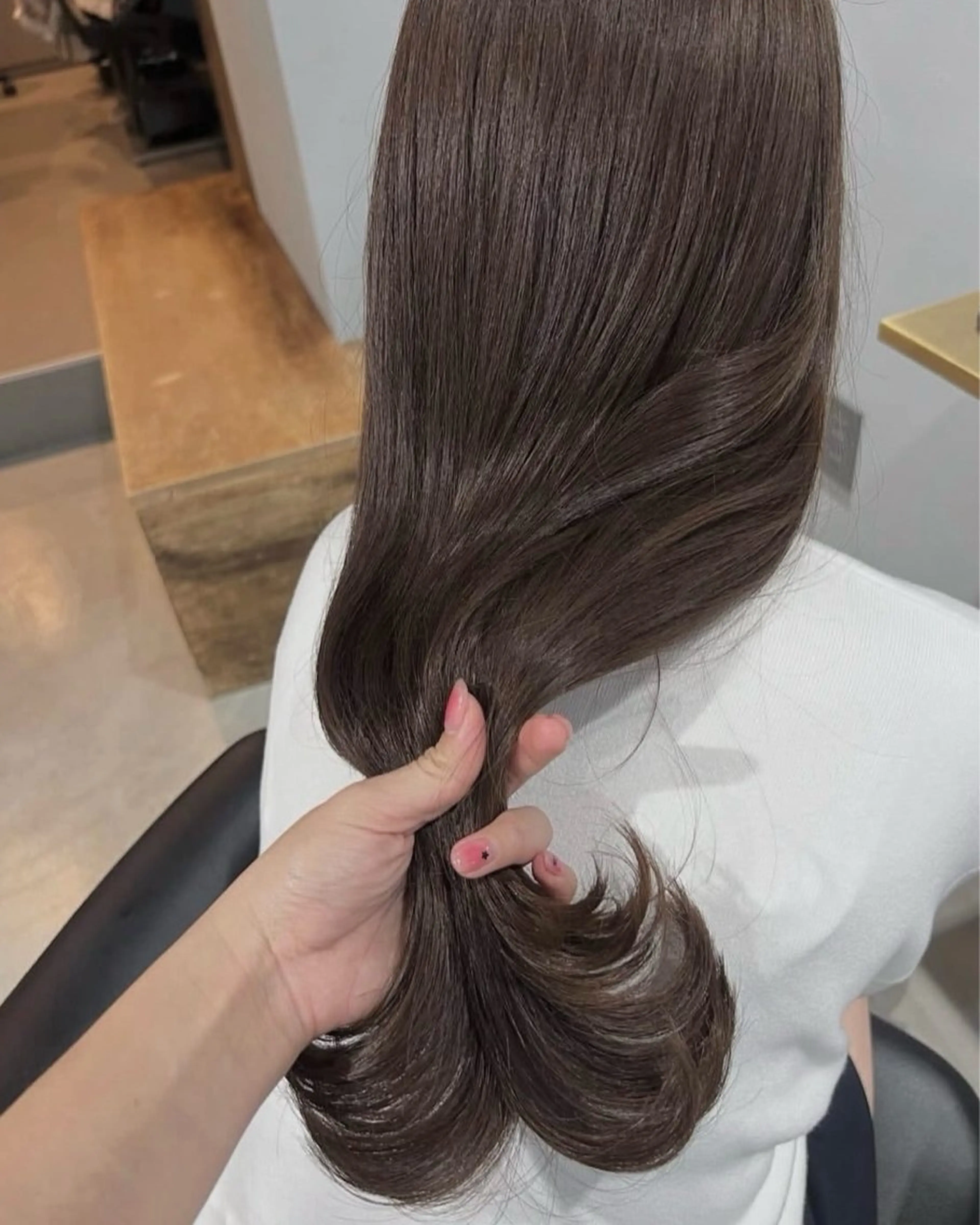 セミロング カラー ベージュカラー ブラウンカラー ブラウンベージュ カット ヘアカラー トリートメント akane/ボブ /オリーブベージュのヘアスタイル