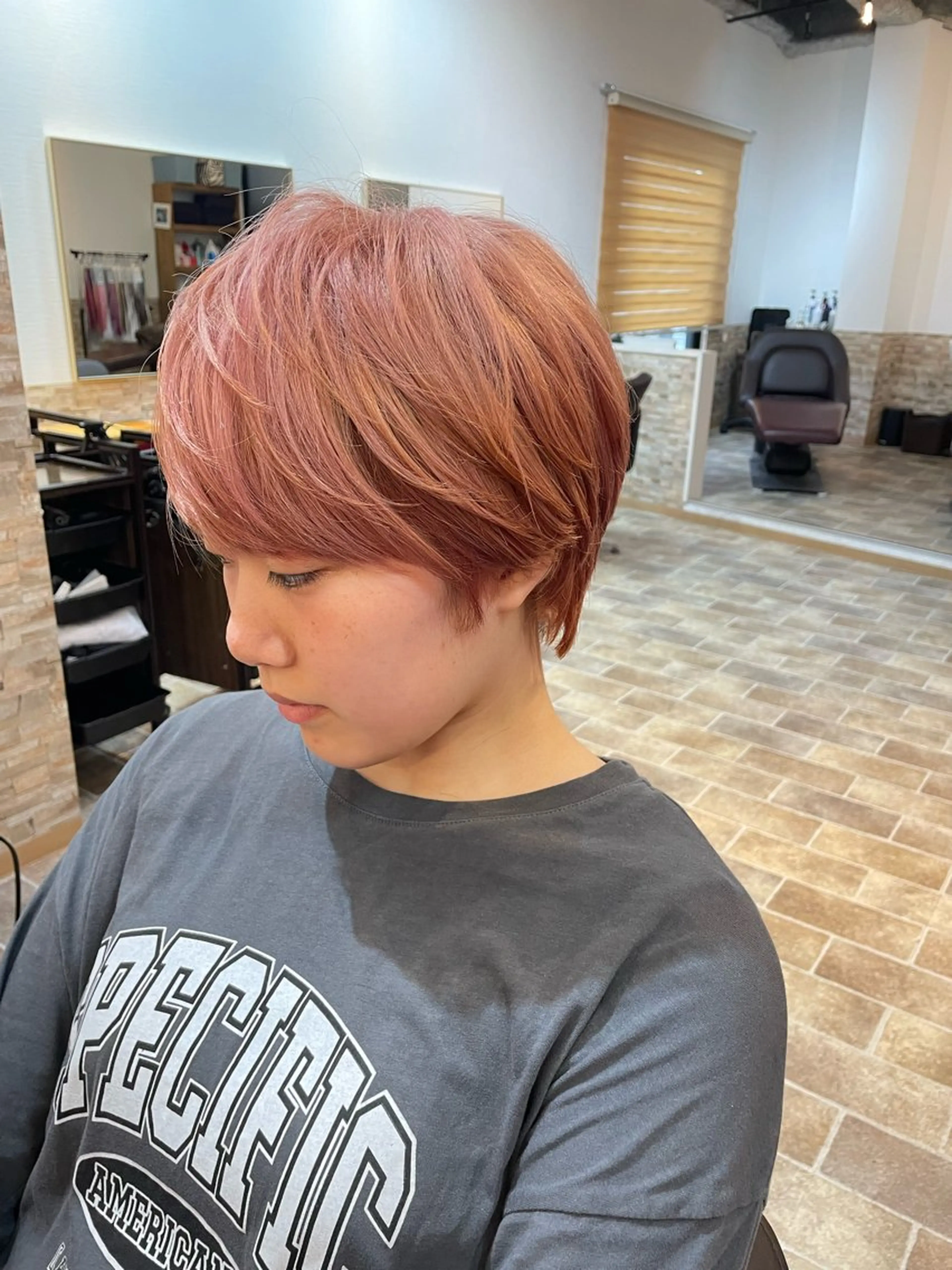 ショート カラー ベージュカラー ピンクカラー ピンクベージュ カット ヘアカラー トリートメント STAR RIVER所属・YUI/ ブリーチカラー🌷のヘアスタイル