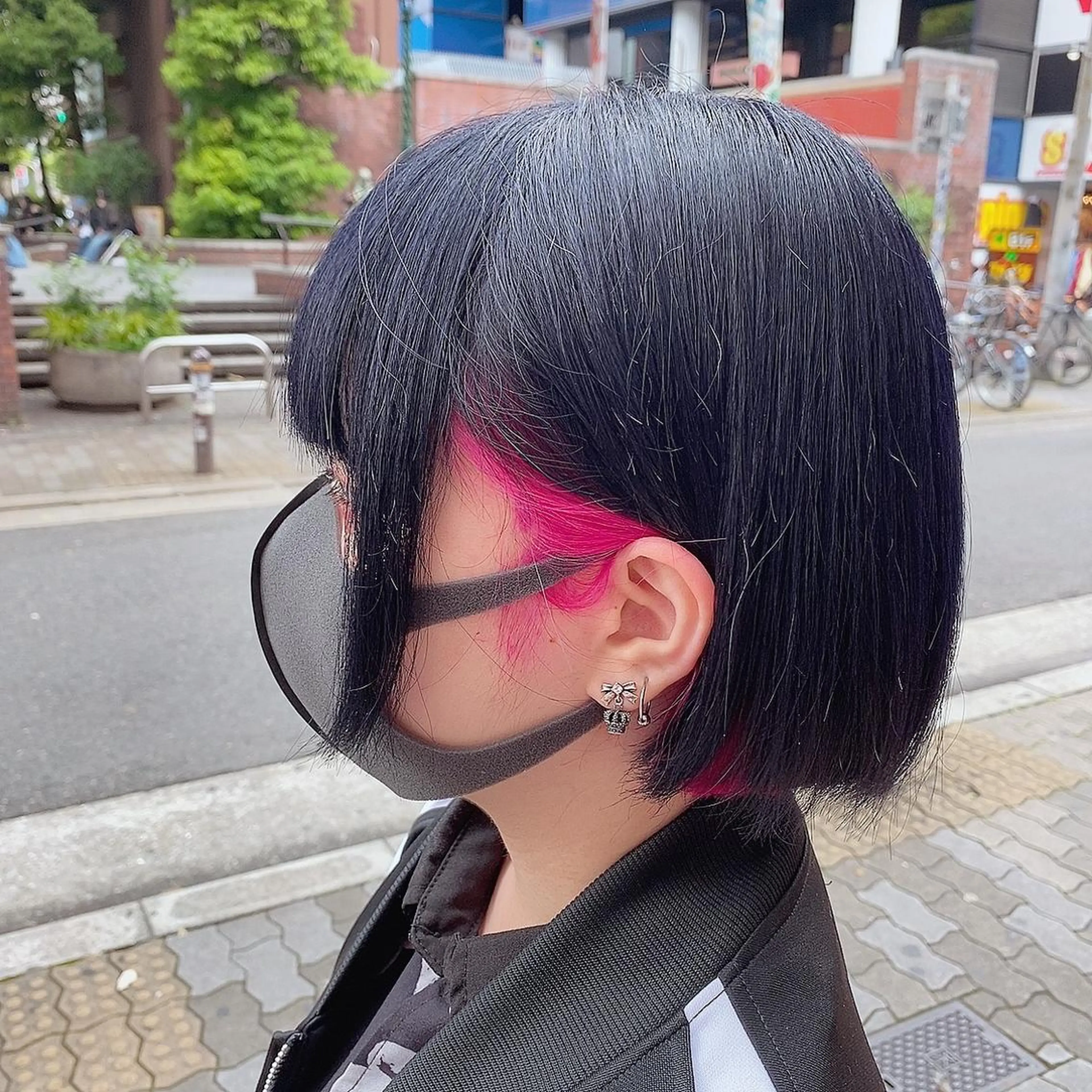 ショート カラー メンズ ネイビーカラー ピンクカラー 熊谷ウルフ・レイヤー あゆむのヘアスタイル