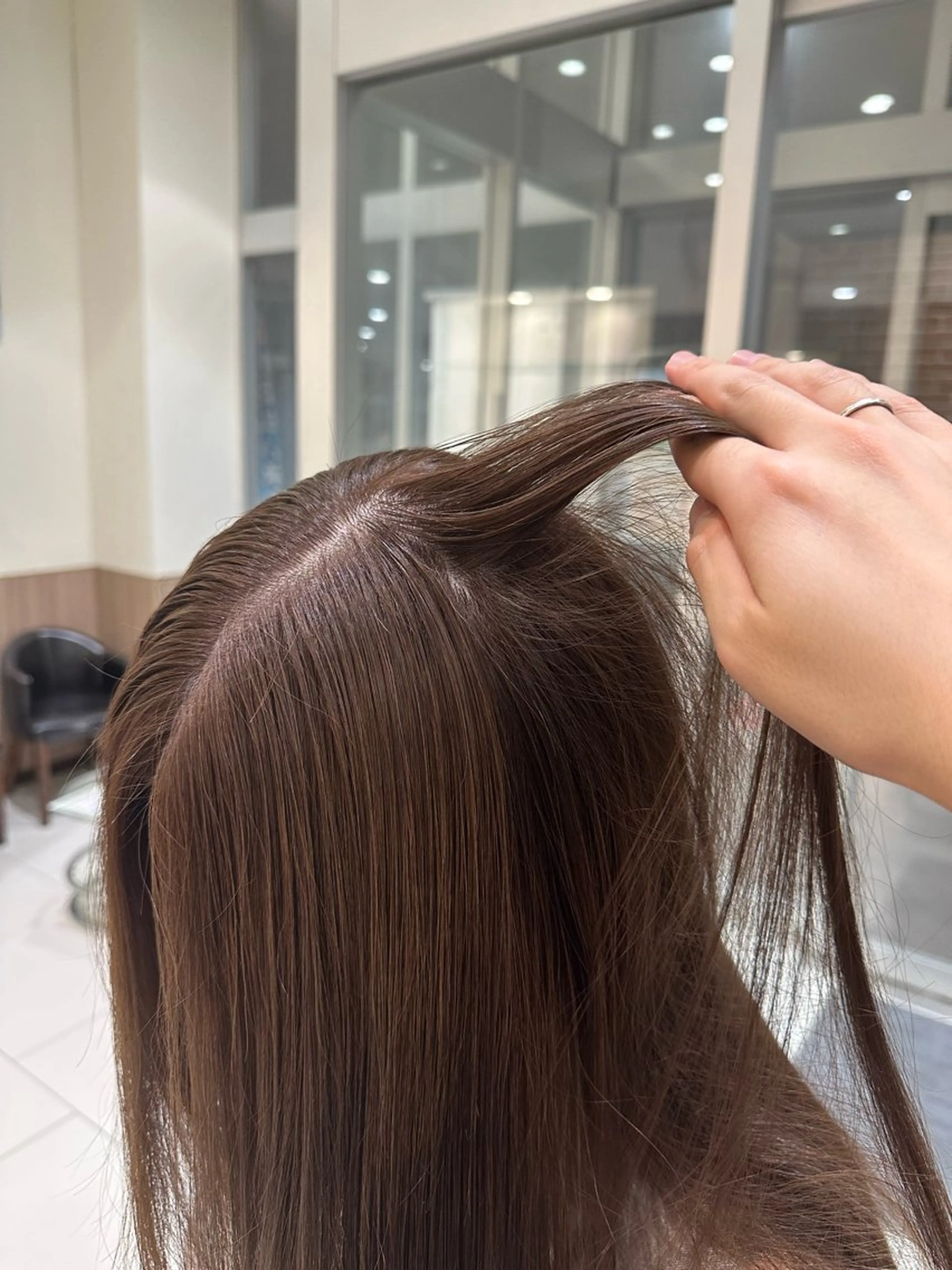 ロング カラー ベージュカラー ブラウンカラー ヘアカラー トリートメント hair lab toiro wisteria所属・佐藤功真/ ブリーチなしカラーのヘアスタイル