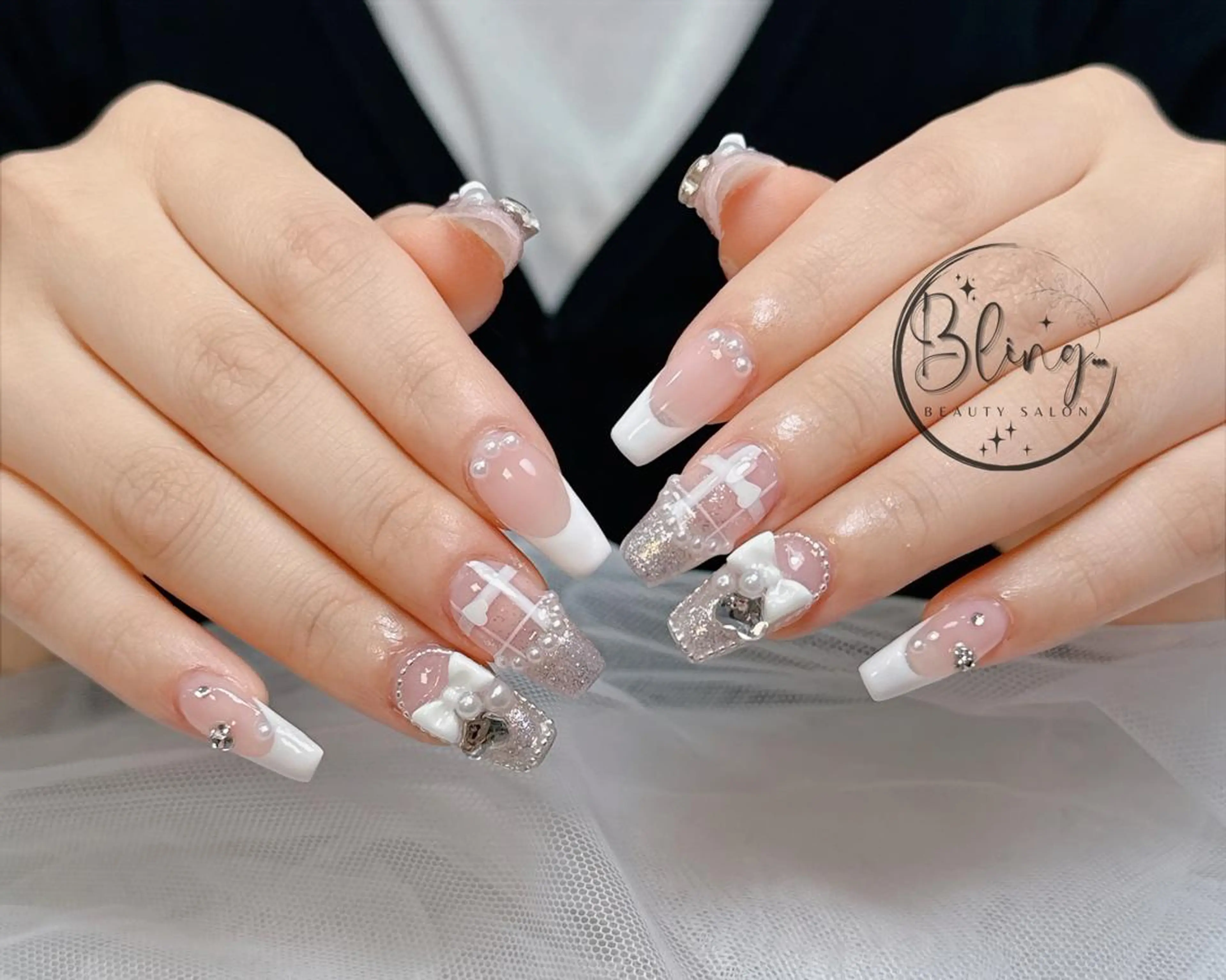 ロング カラー ベージュカラー グラデーションカラー ピンクカラー 韓国風ヘア ハンドネイル 波 なみのネイルデザイン